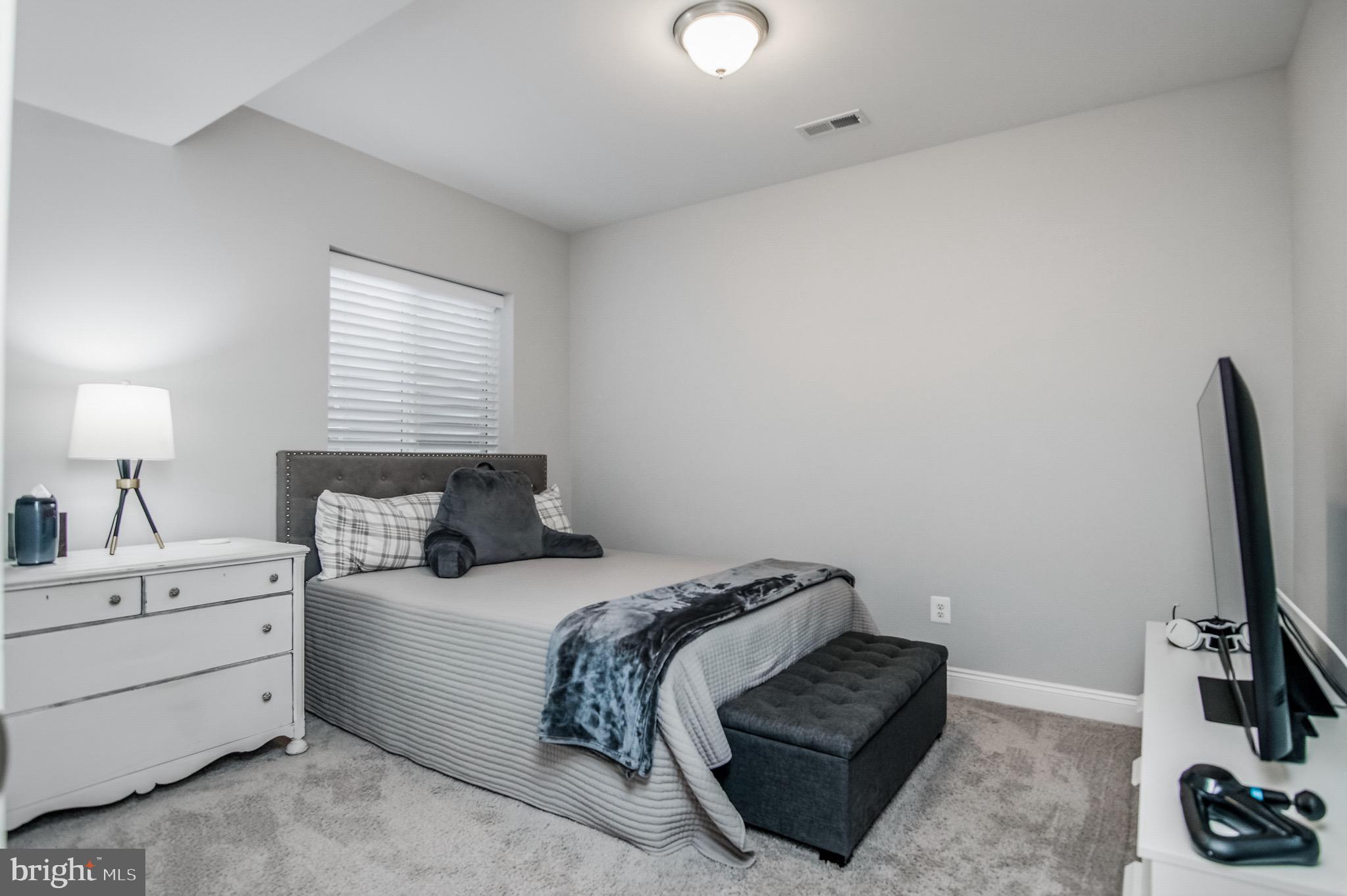 OAKWOOD ESTATES - Residential