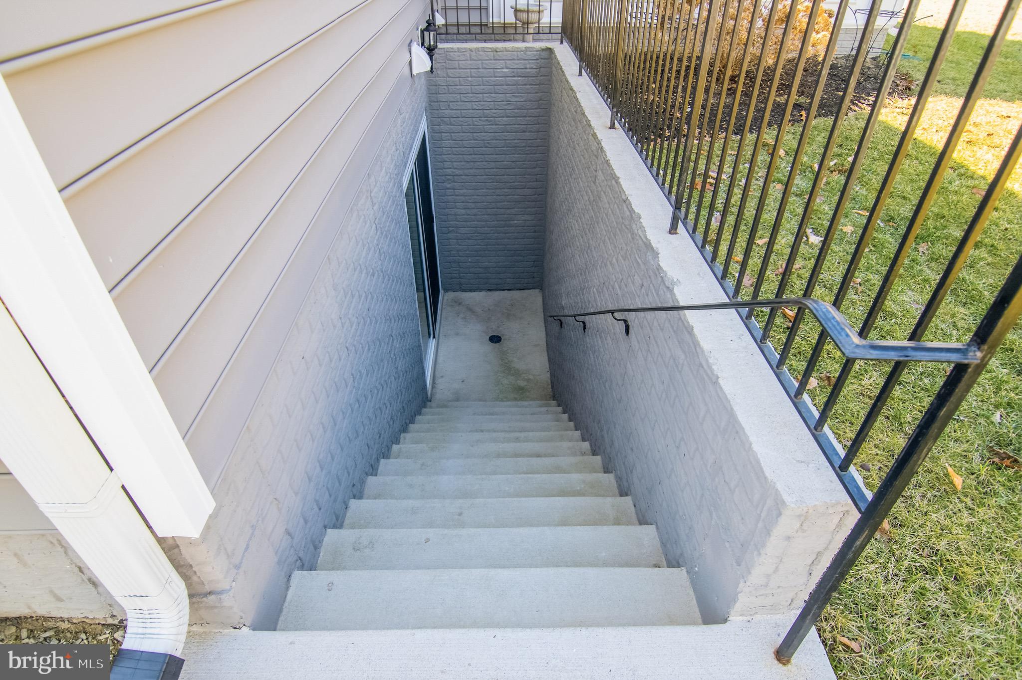 OAKWOOD ESTATES - Residential