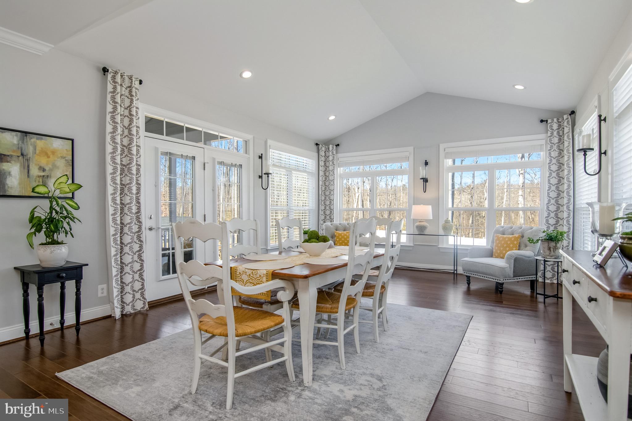 OAKWOOD ESTATES - Residential