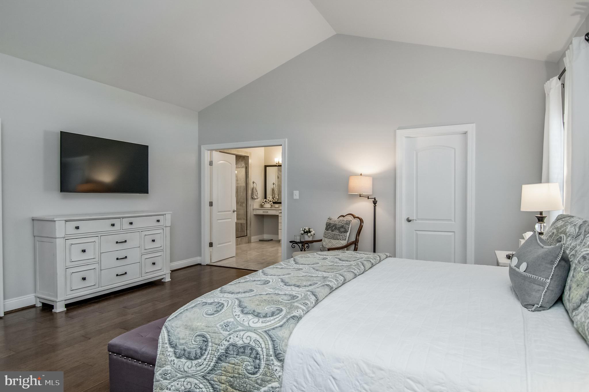 OAKWOOD ESTATES - Residential