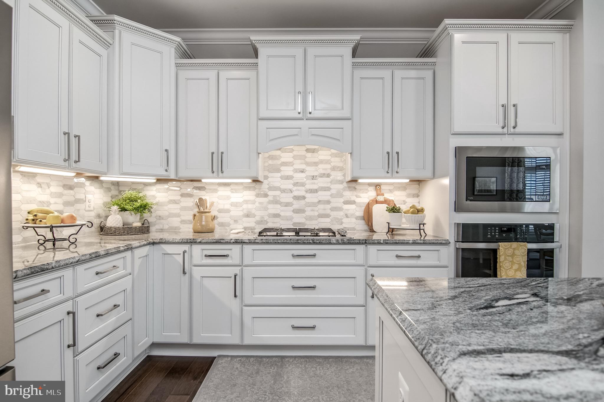 OAKWOOD ESTATES - Residential