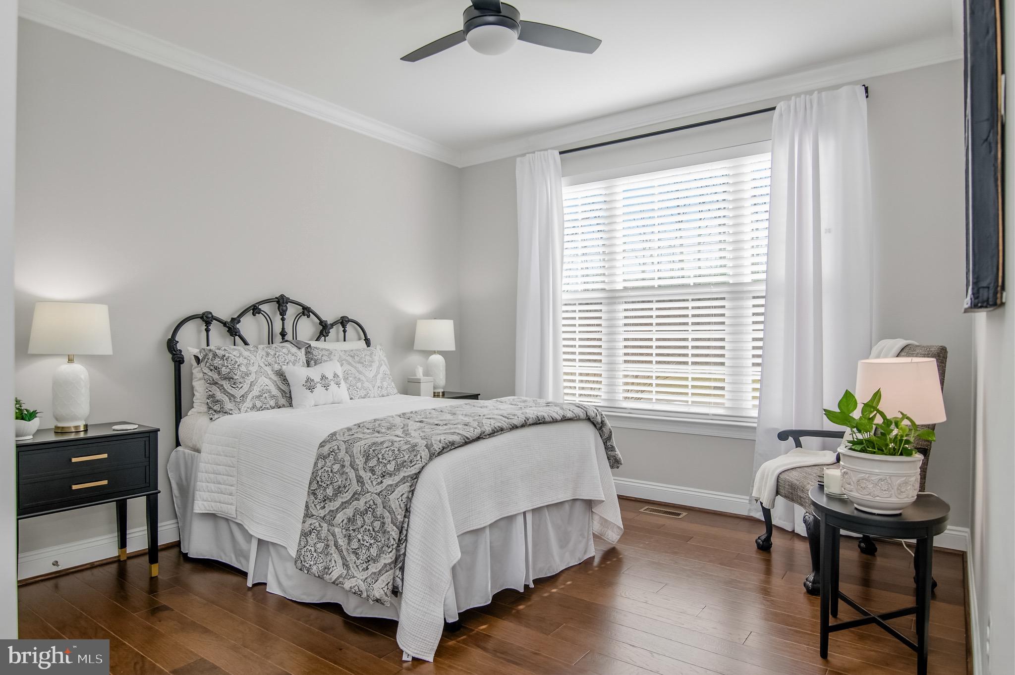 OAKWOOD ESTATES - Residential