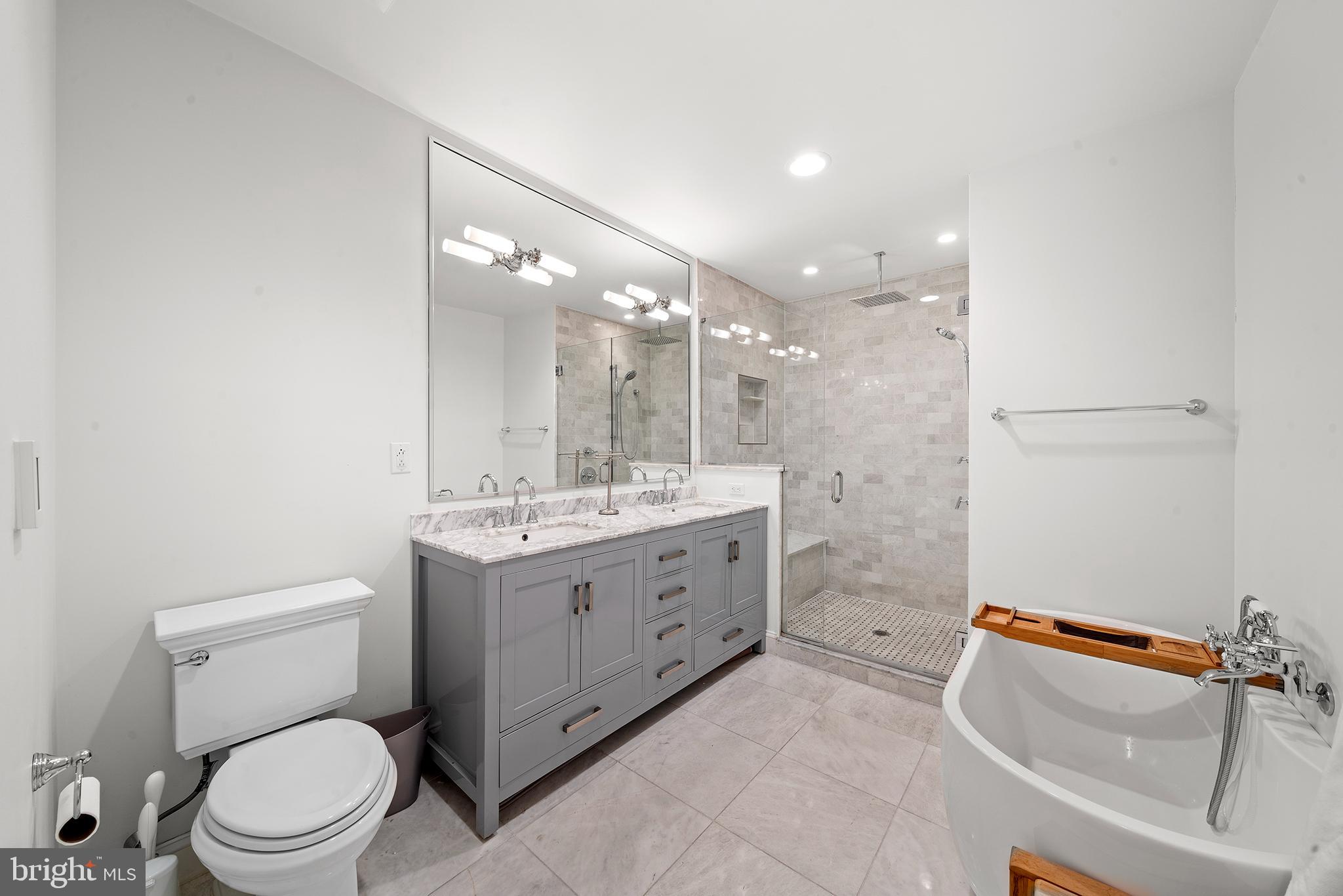 FITLER SQUARE - Residential