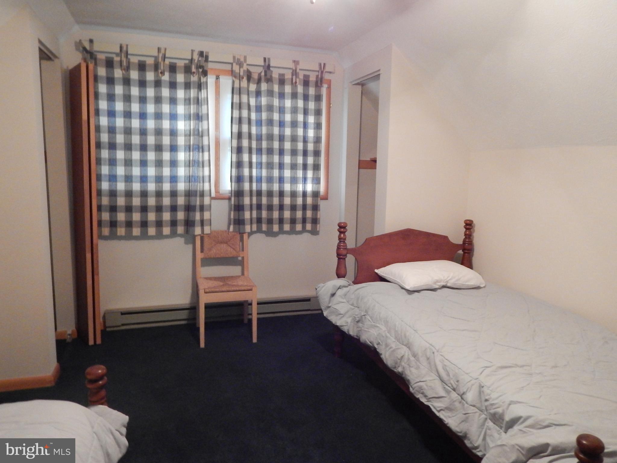 SPRUCE PINE HOLLOW - Residential