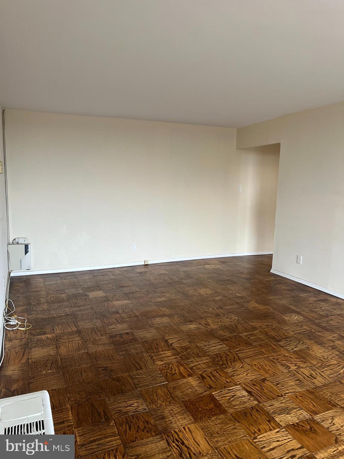 THE WATERFORD - Residential Lease