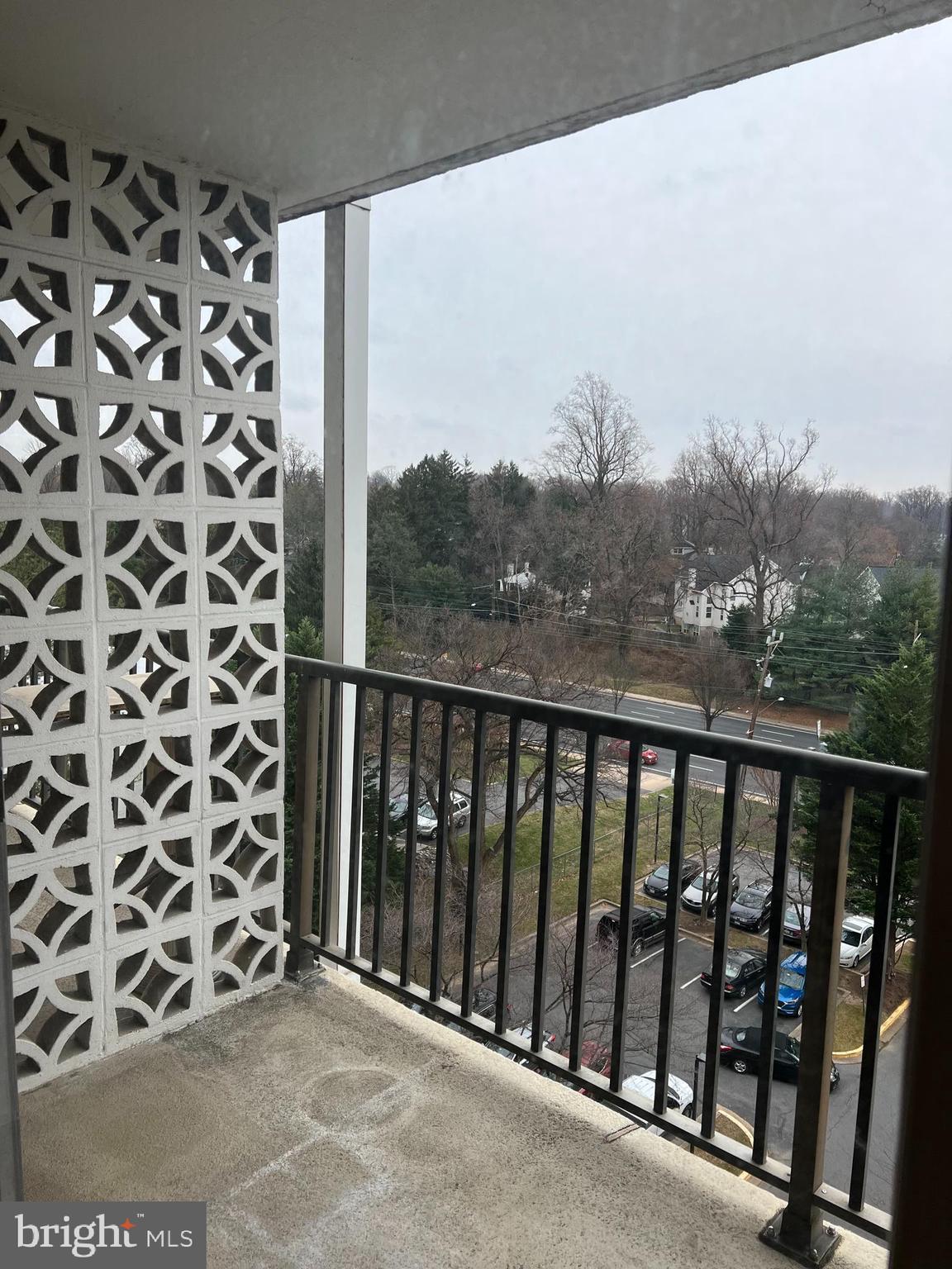 THE WATERFORD - Residential Lease