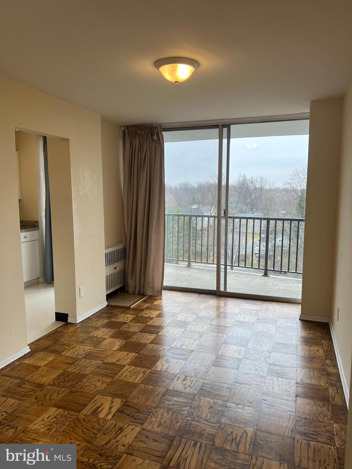 THE WATERFORD - Residential Lease