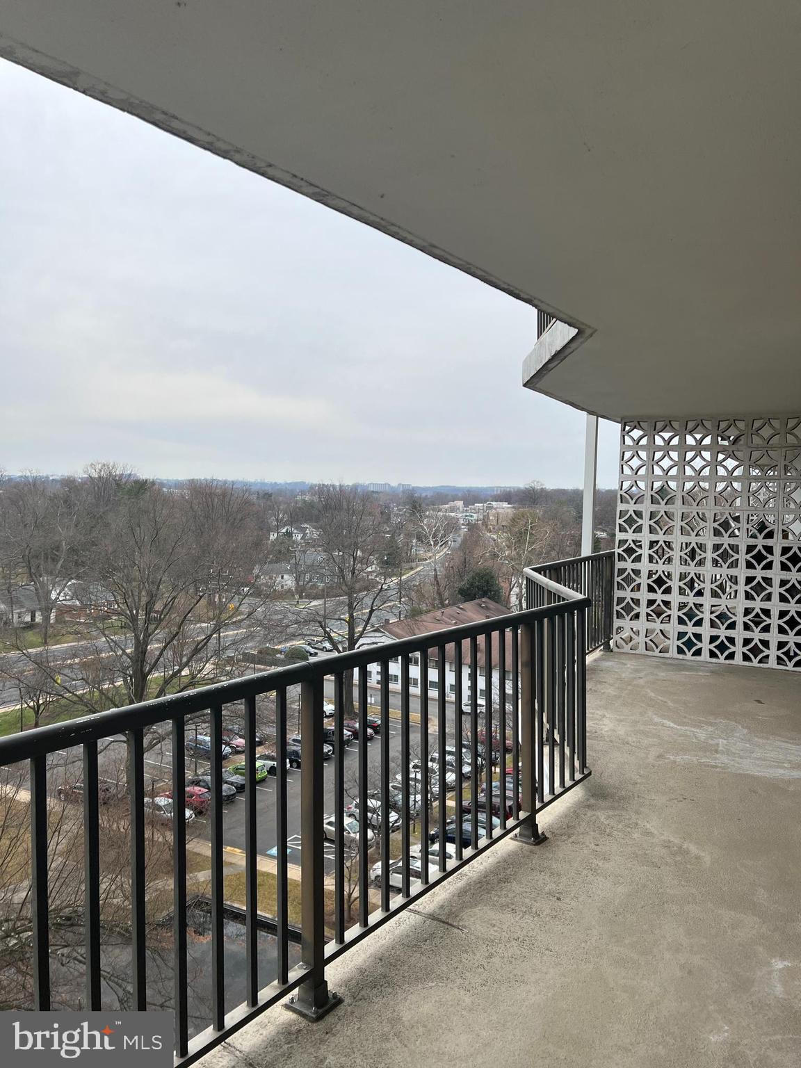 THE WATERFORD - Residential Lease