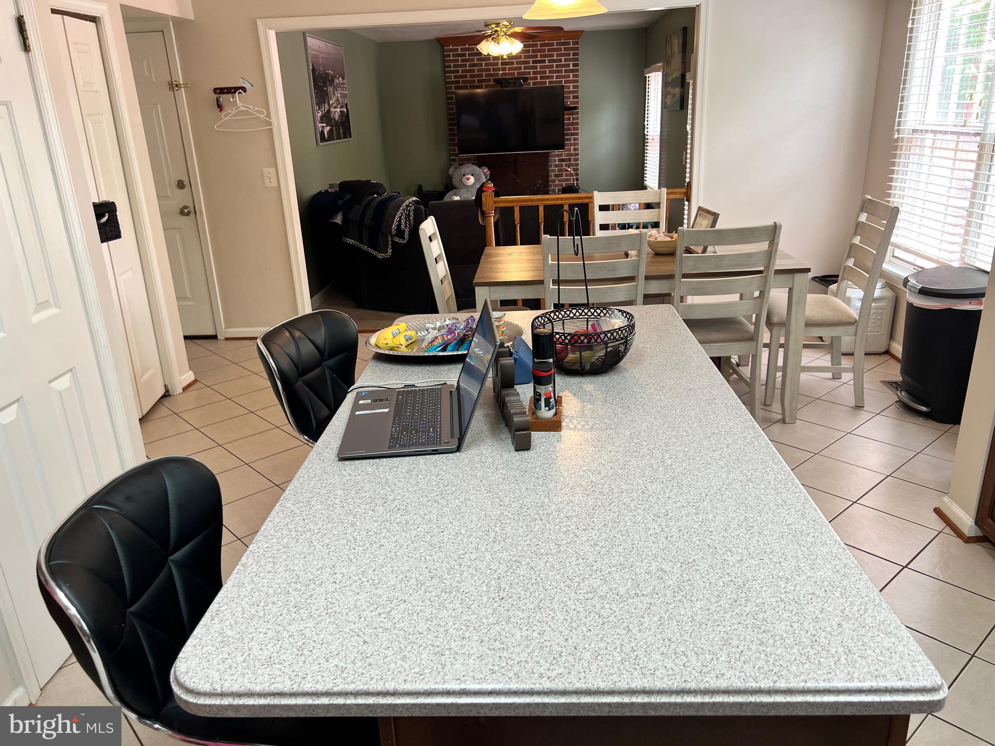 HAMPTON OAKS - Residential