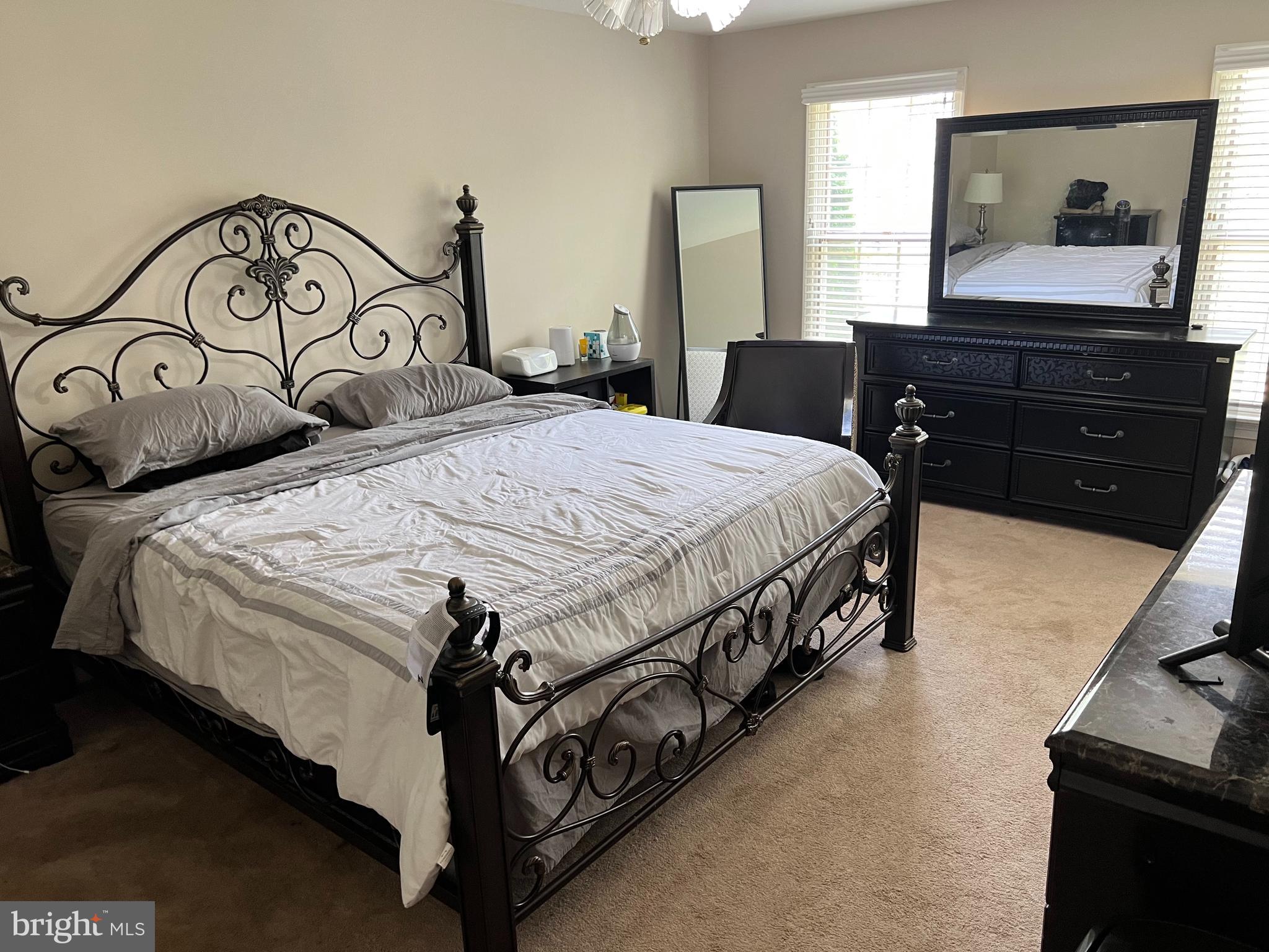 HAMPTON OAKS - Residential