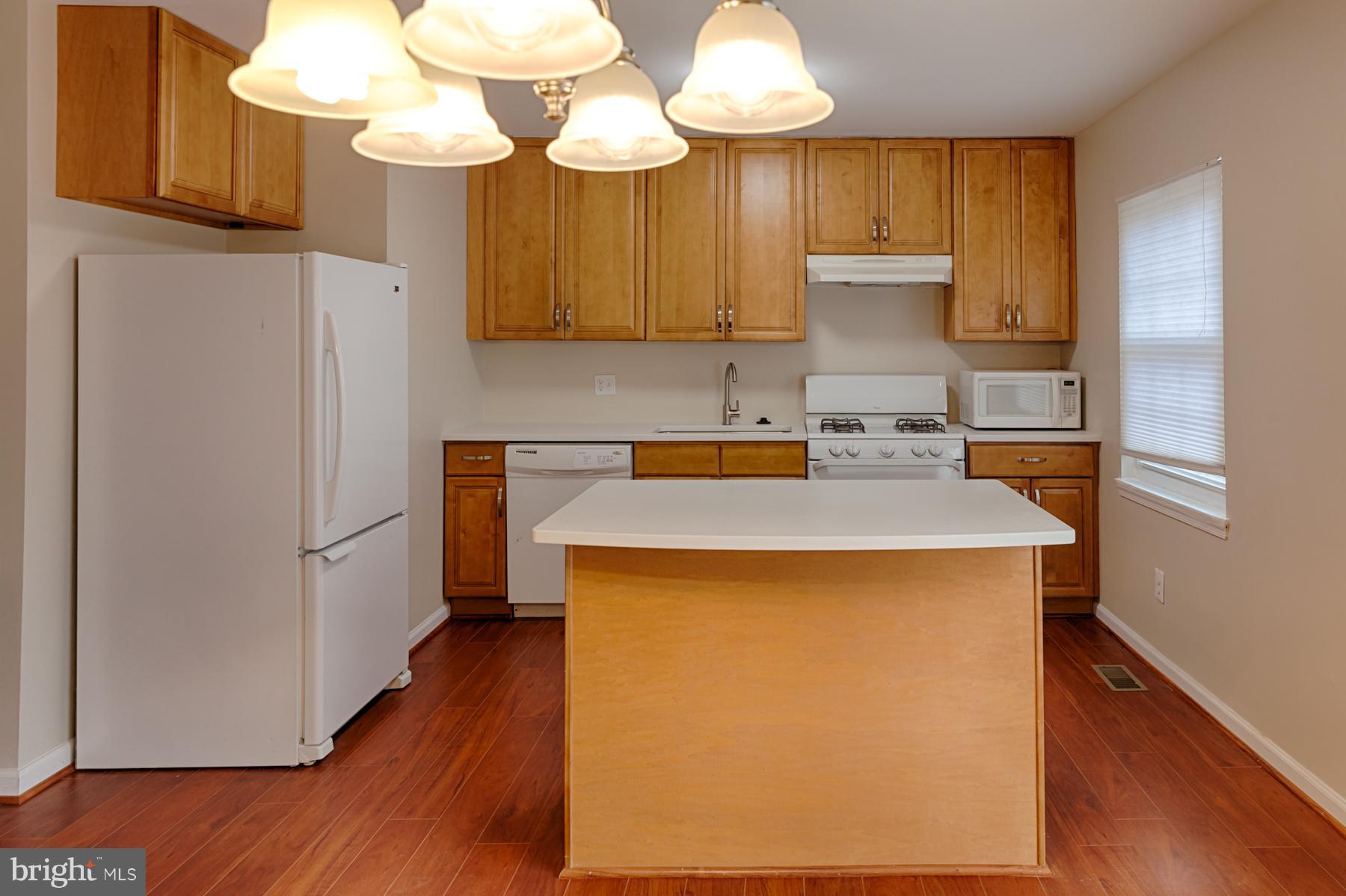 MONTGOMERY MEADOWS - Residential