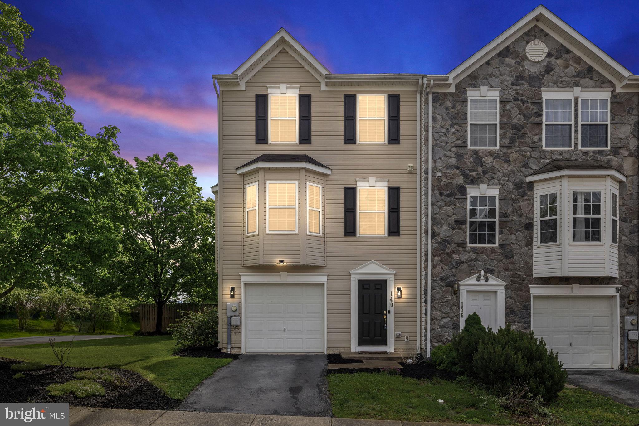 COUNTY GREEN - Residential