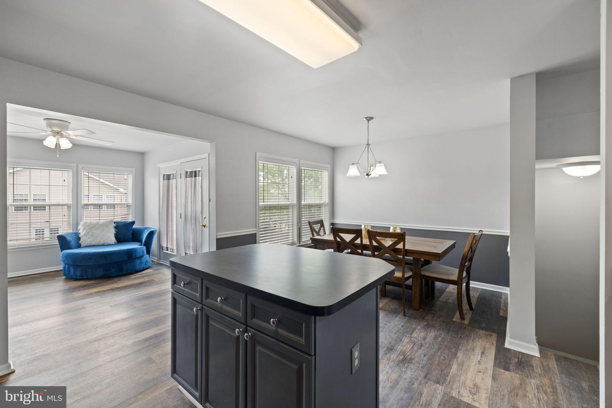 COUNTY GREEN - Residential