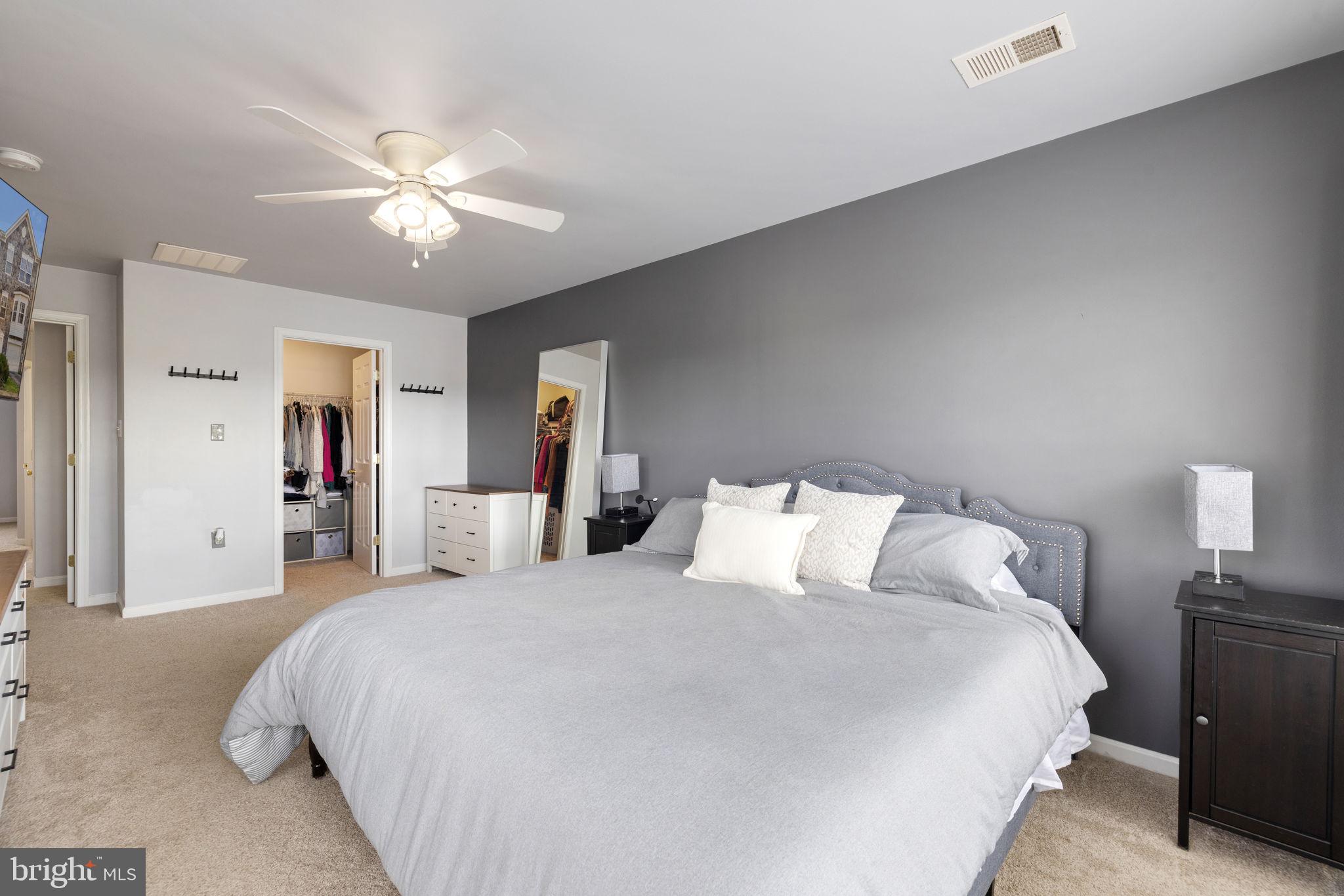 COUNTY GREEN - Residential