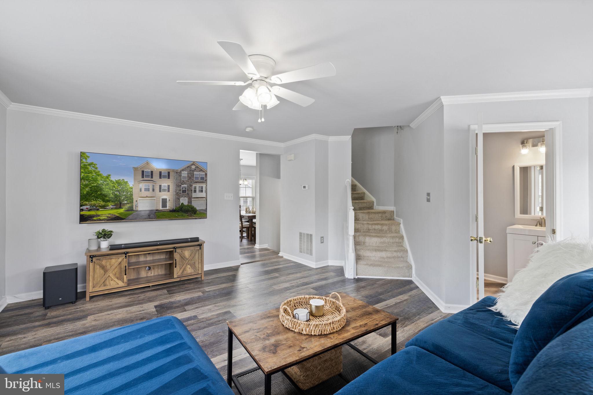 COUNTY GREEN - Residential