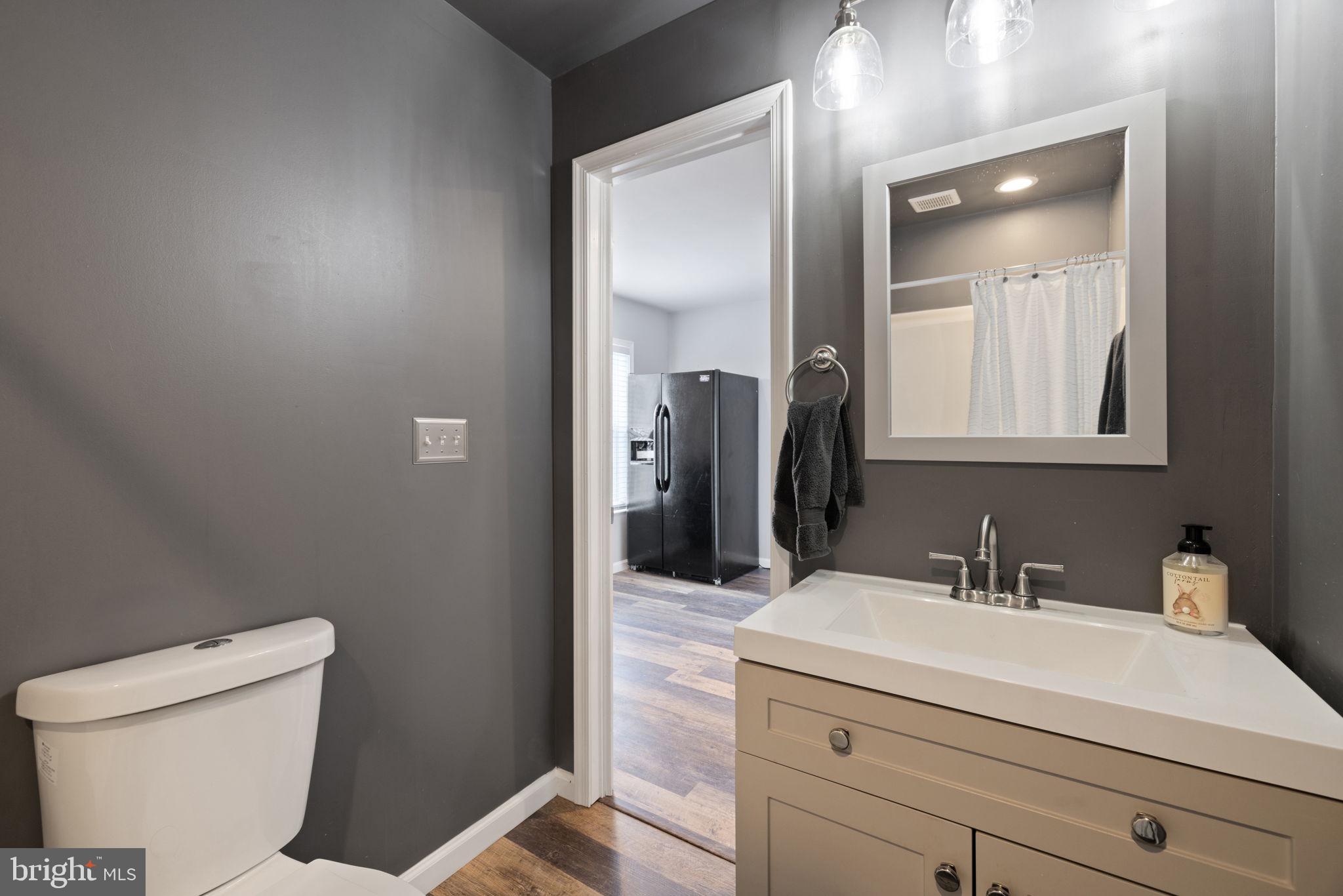 COUNTY GREEN - Residential