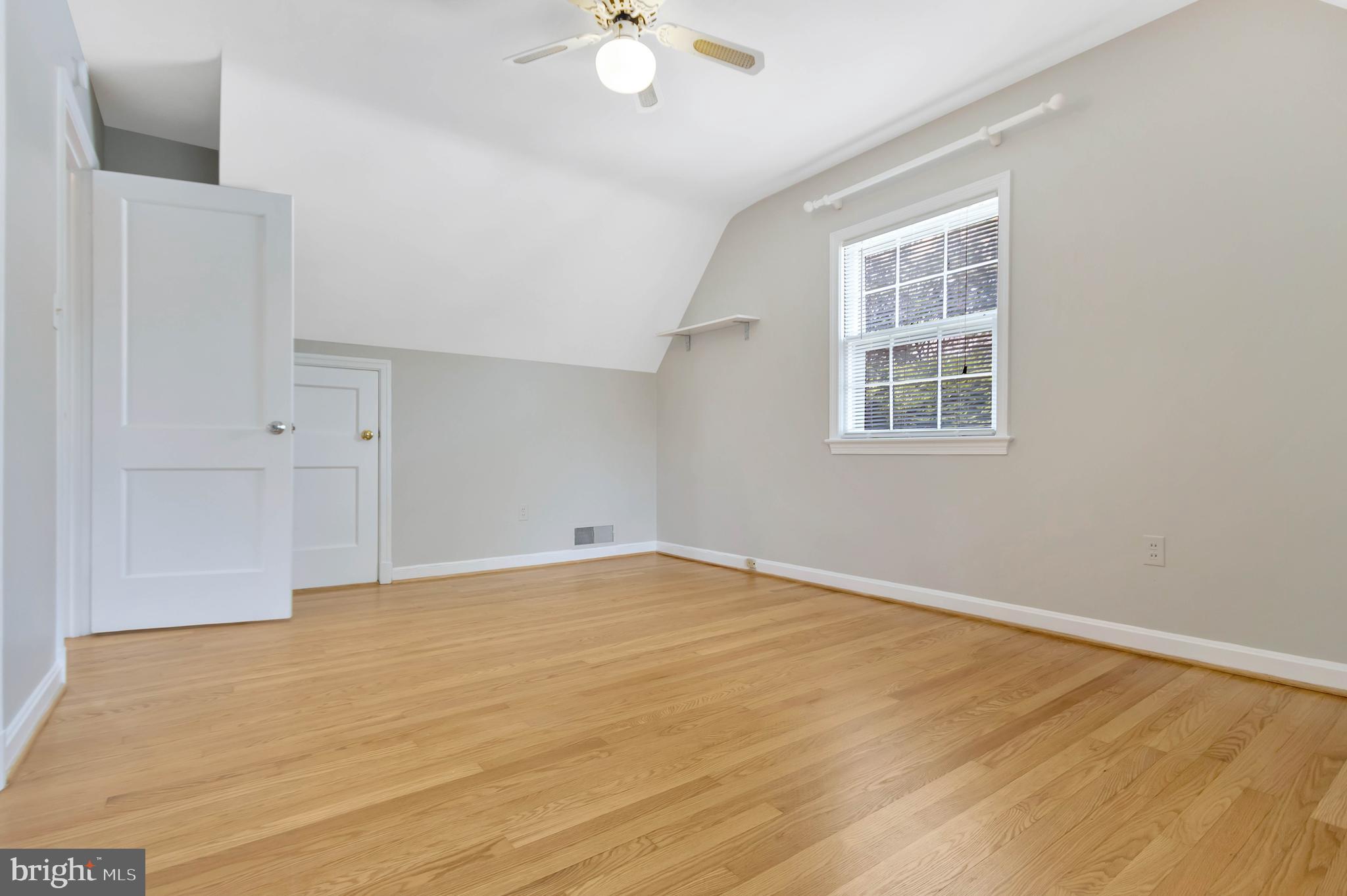 MADISON MANOR - Residential Lease