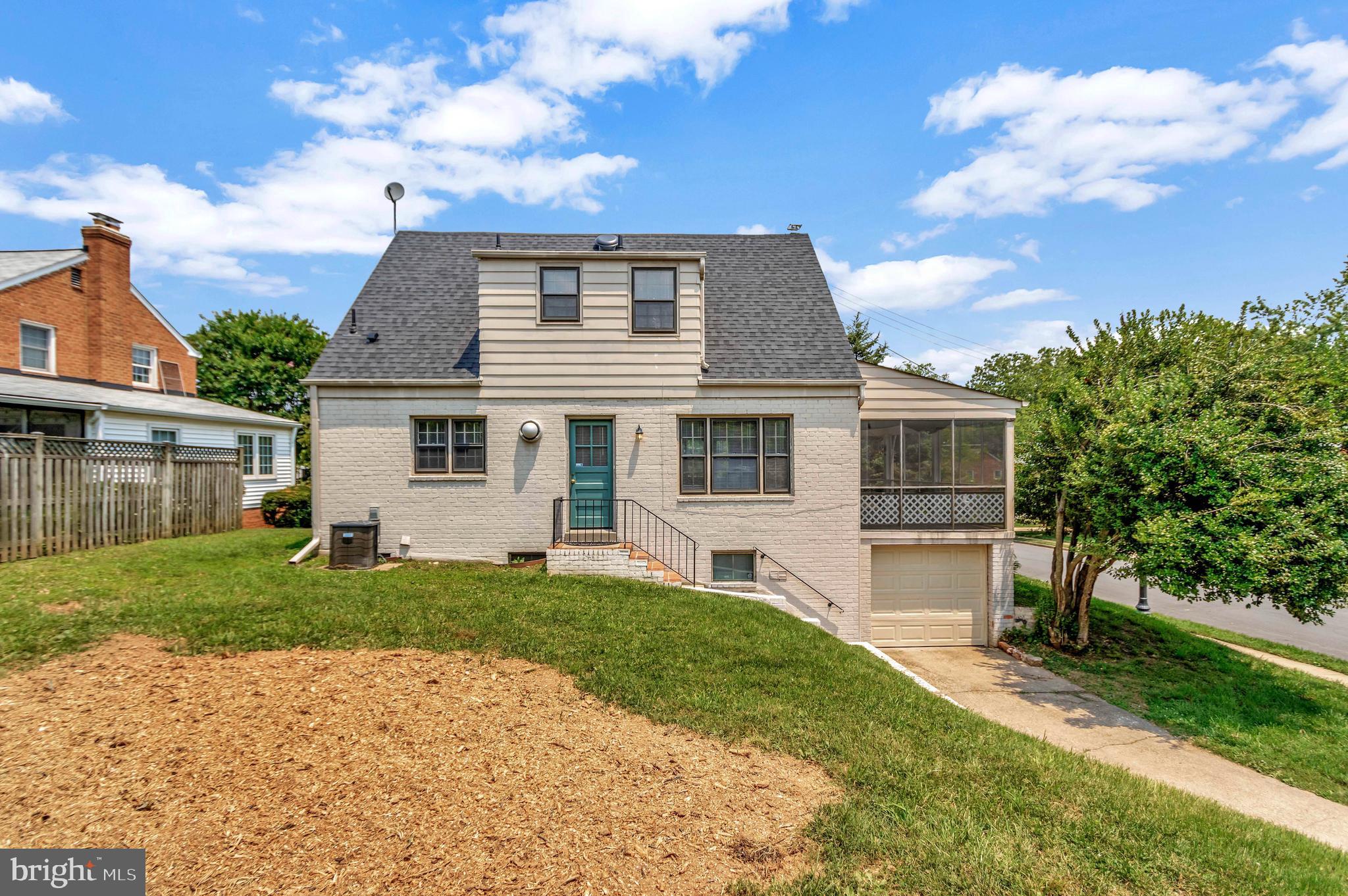 MADISON MANOR - Residential Lease