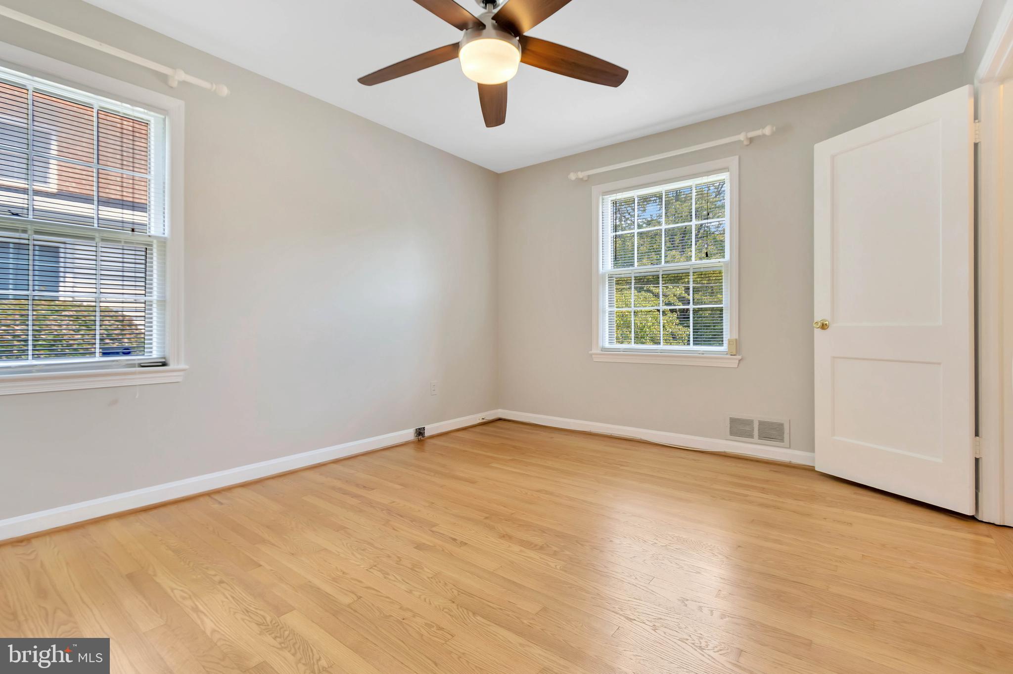 MADISON MANOR - Residential Lease