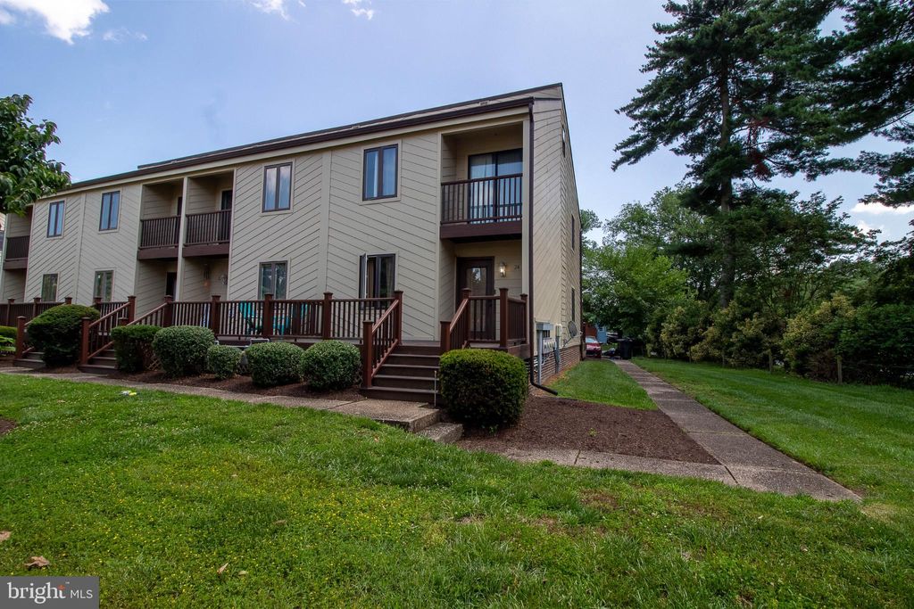 Photo of 24 Chatham Court, DOVER, DE 19901 (MLS # DEKT2039038)