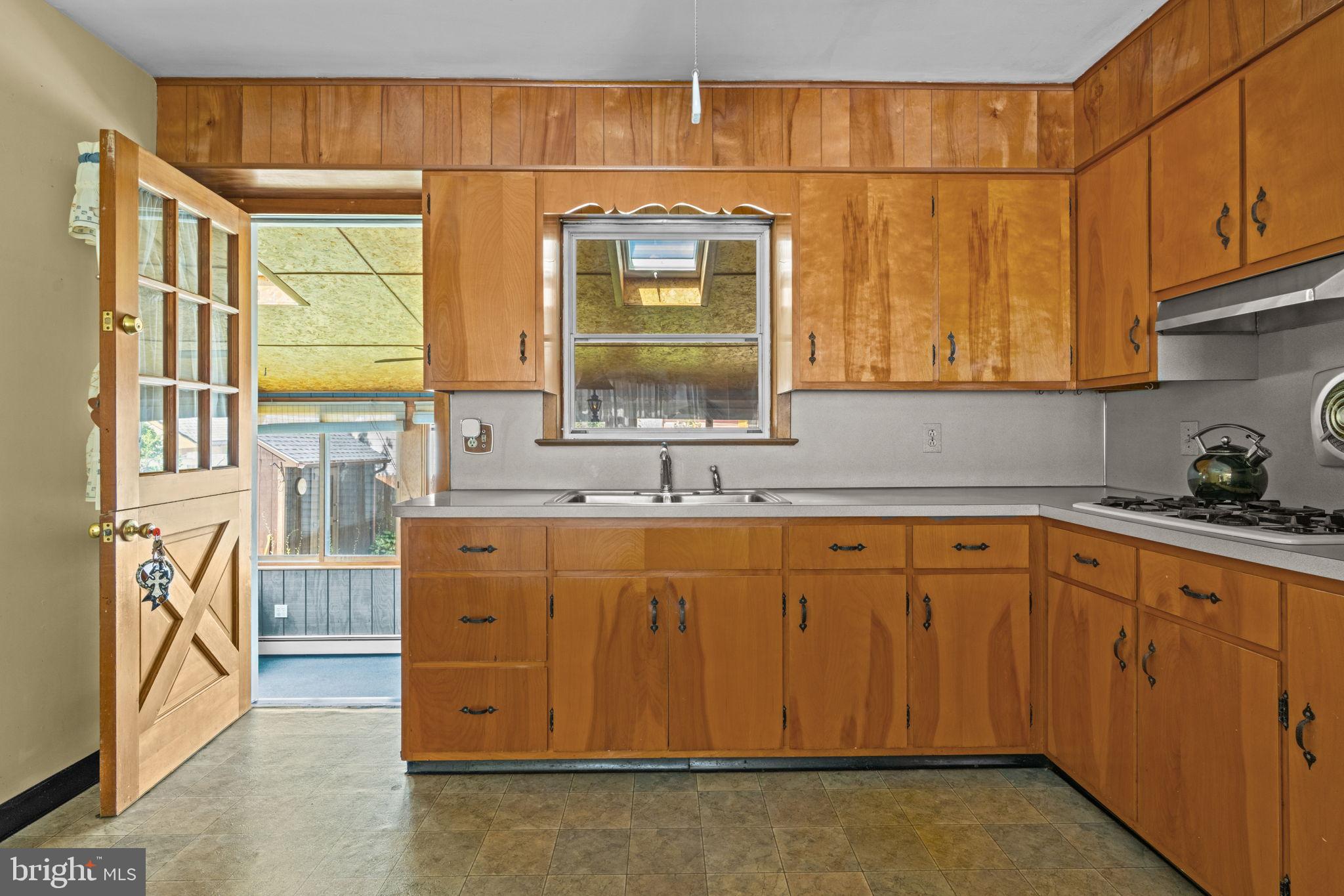 WASHINGTON HGTS - Residential