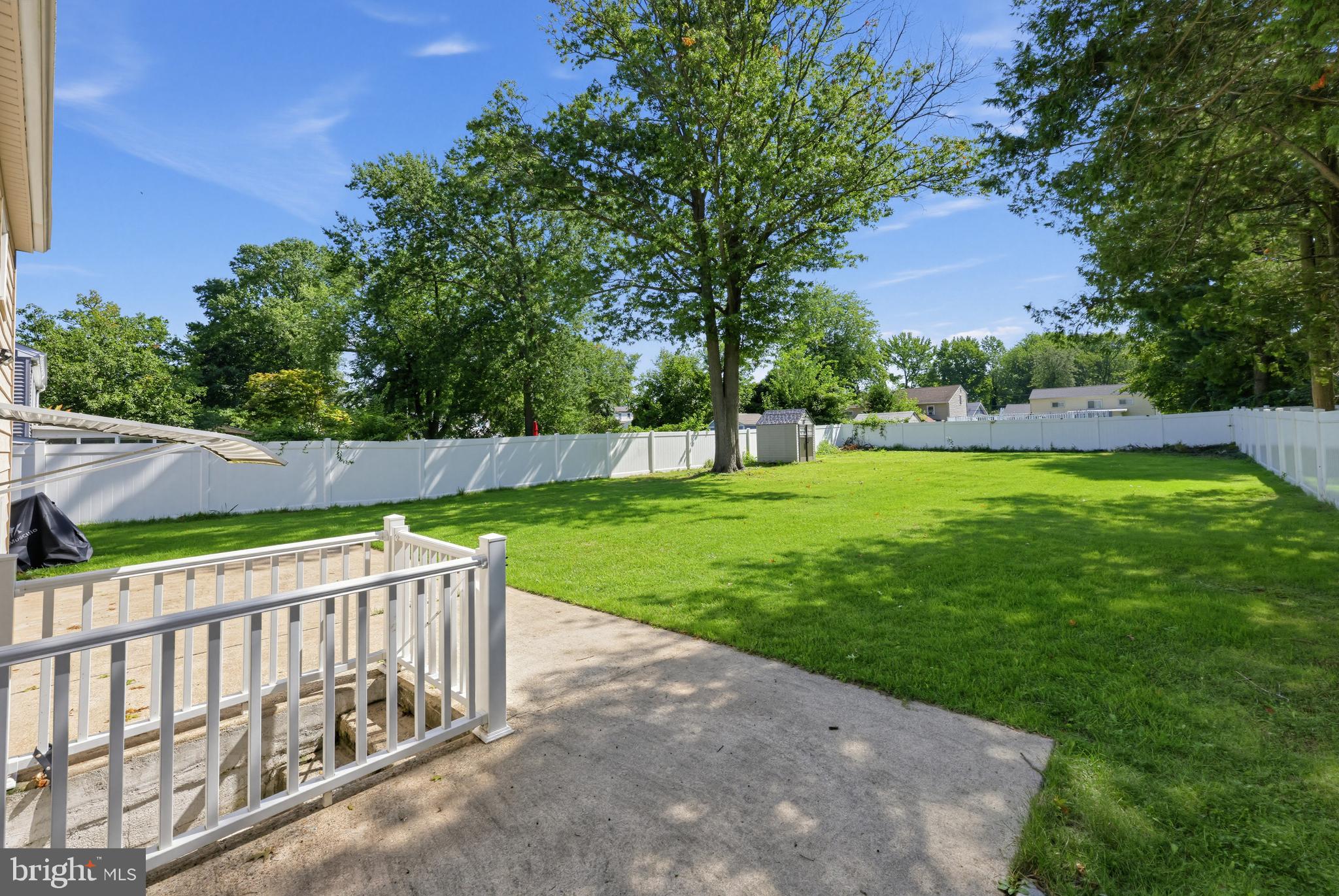588 BARLOW AVENUE