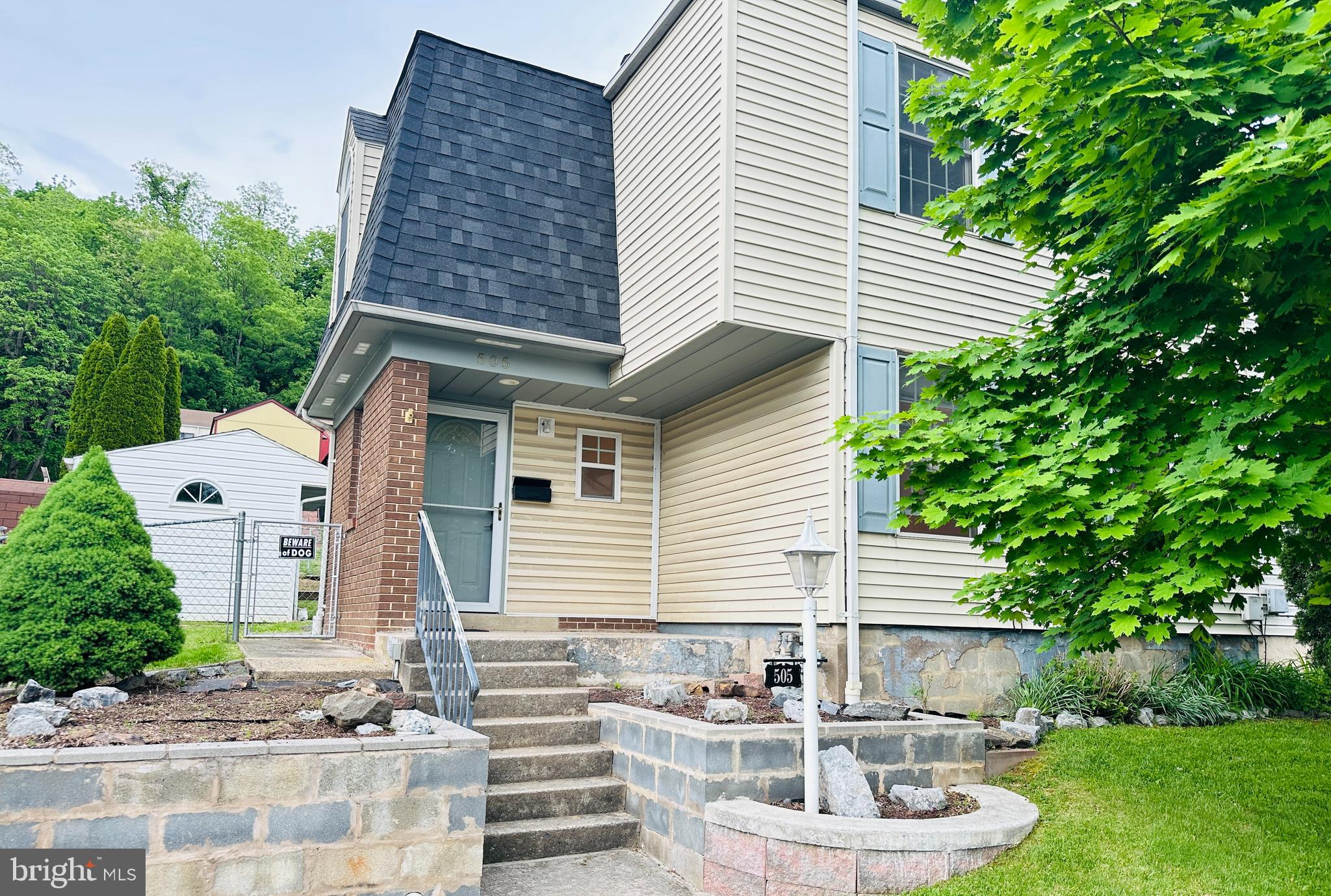 505 S 2ND STREET