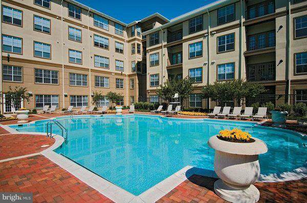 WHITE FLINT STATION - Residential Lease