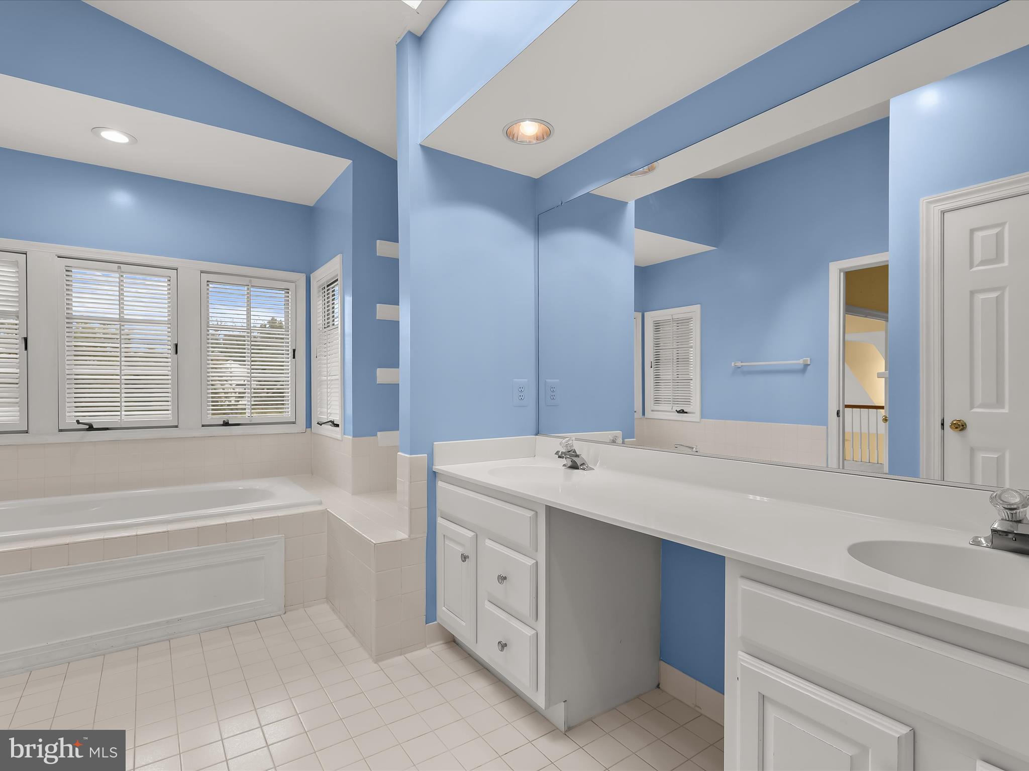 FULTON ESTATES - Residential