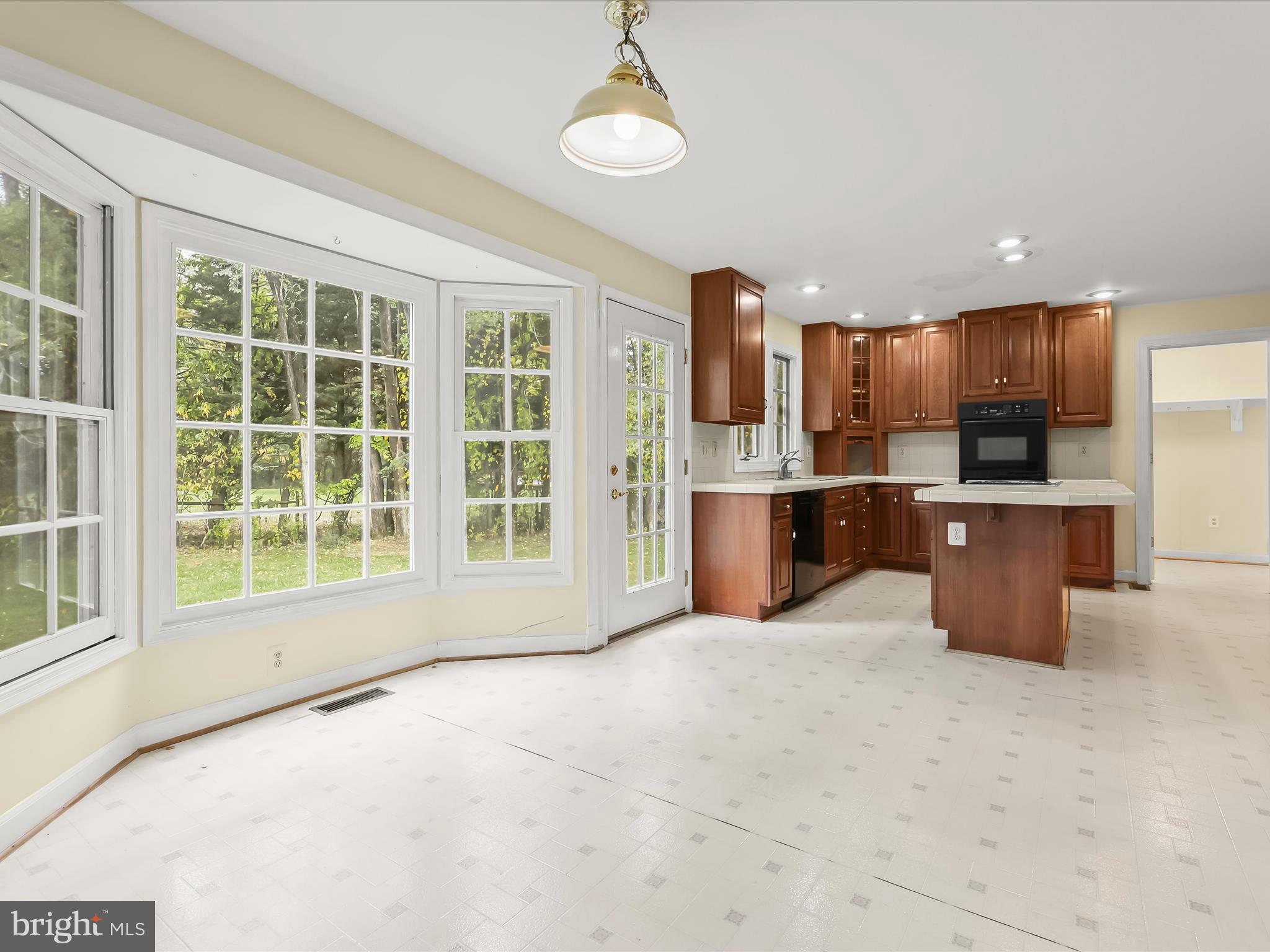 FULTON ESTATES - Residential