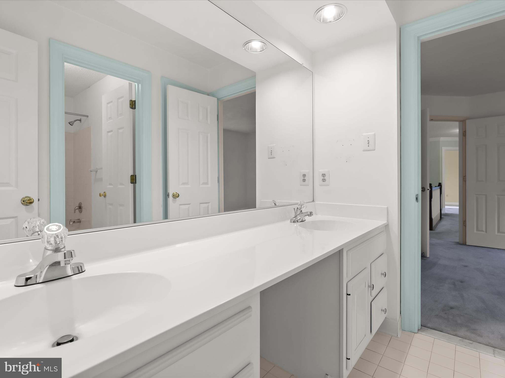 FULTON ESTATES - Residential