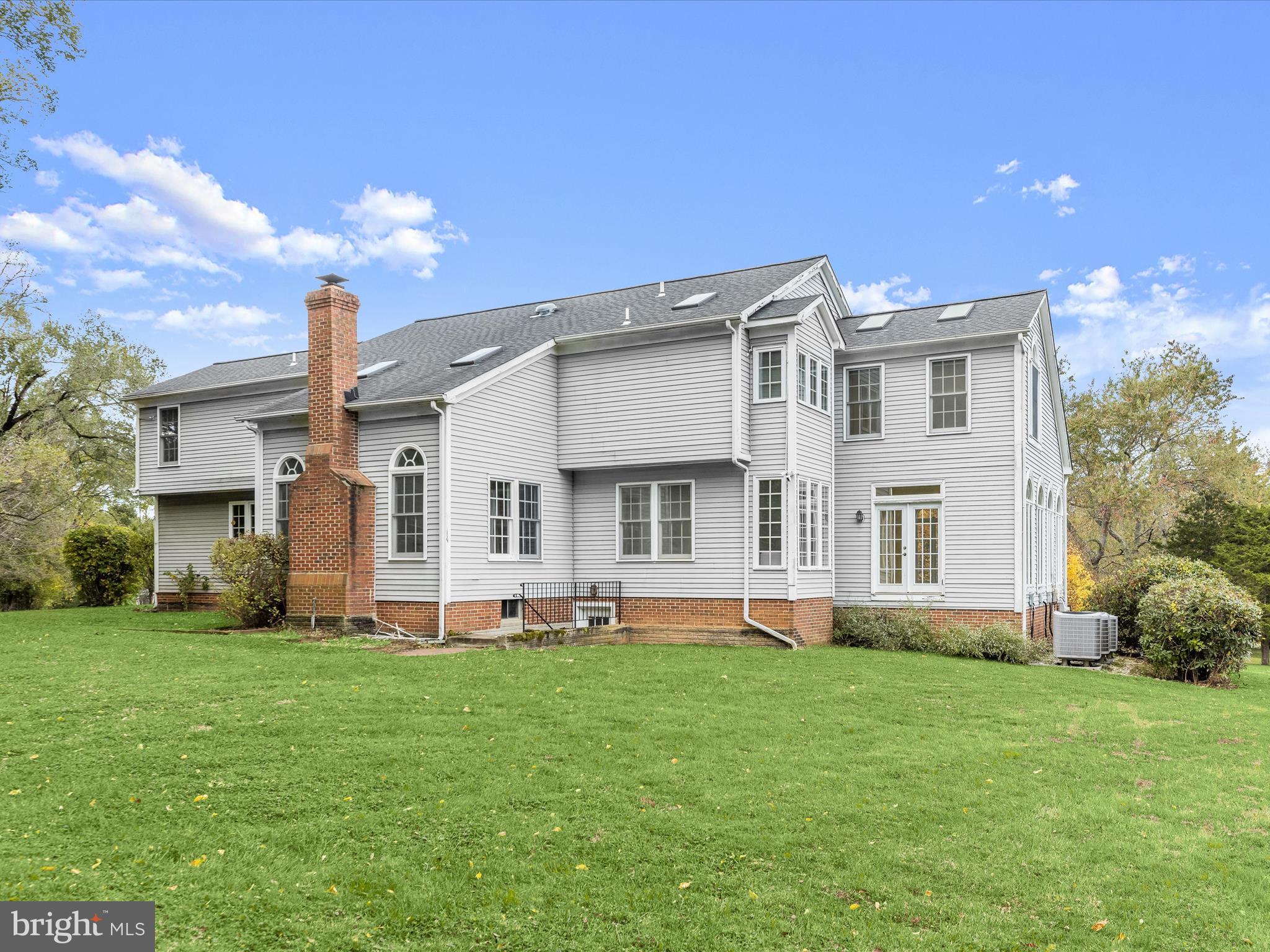 FULTON ESTATES - Residential