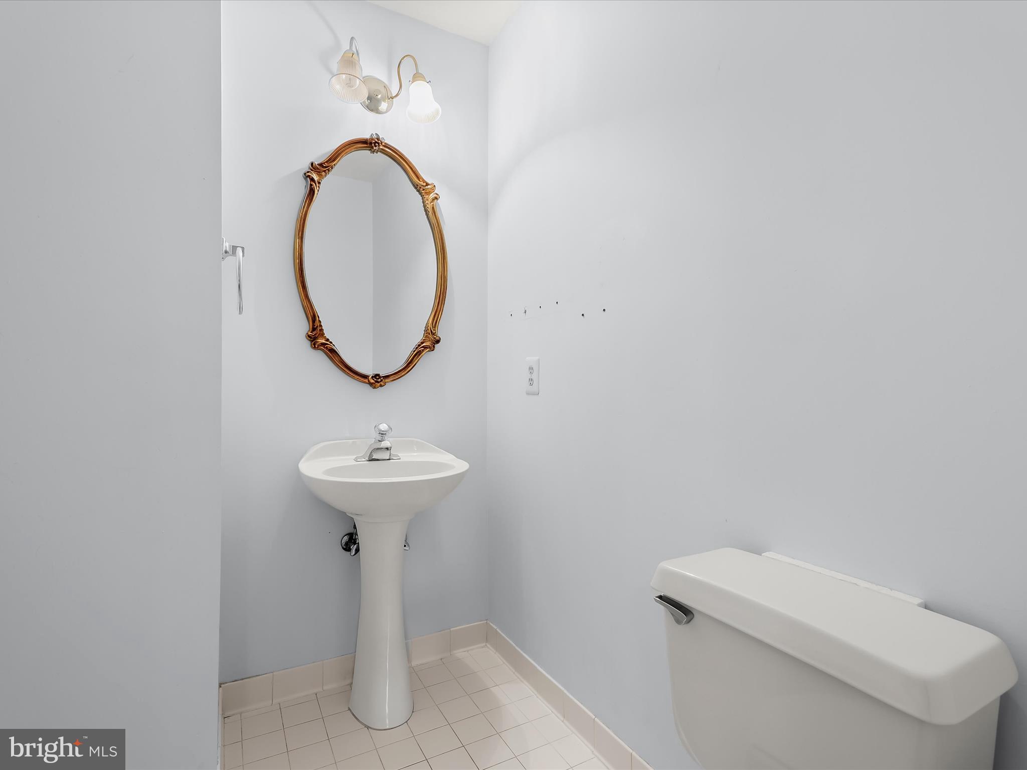 FULTON ESTATES - Residential