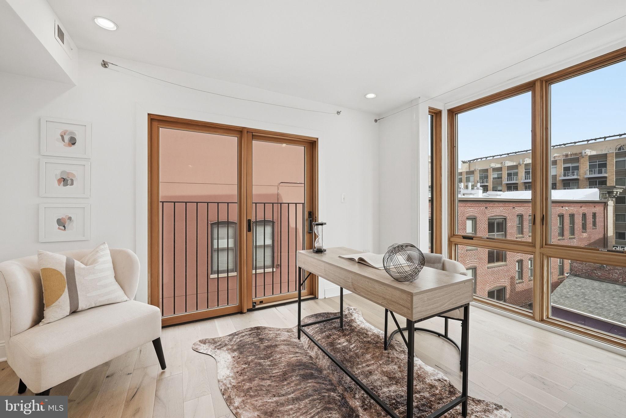MOUNT PLEASANT - Residential