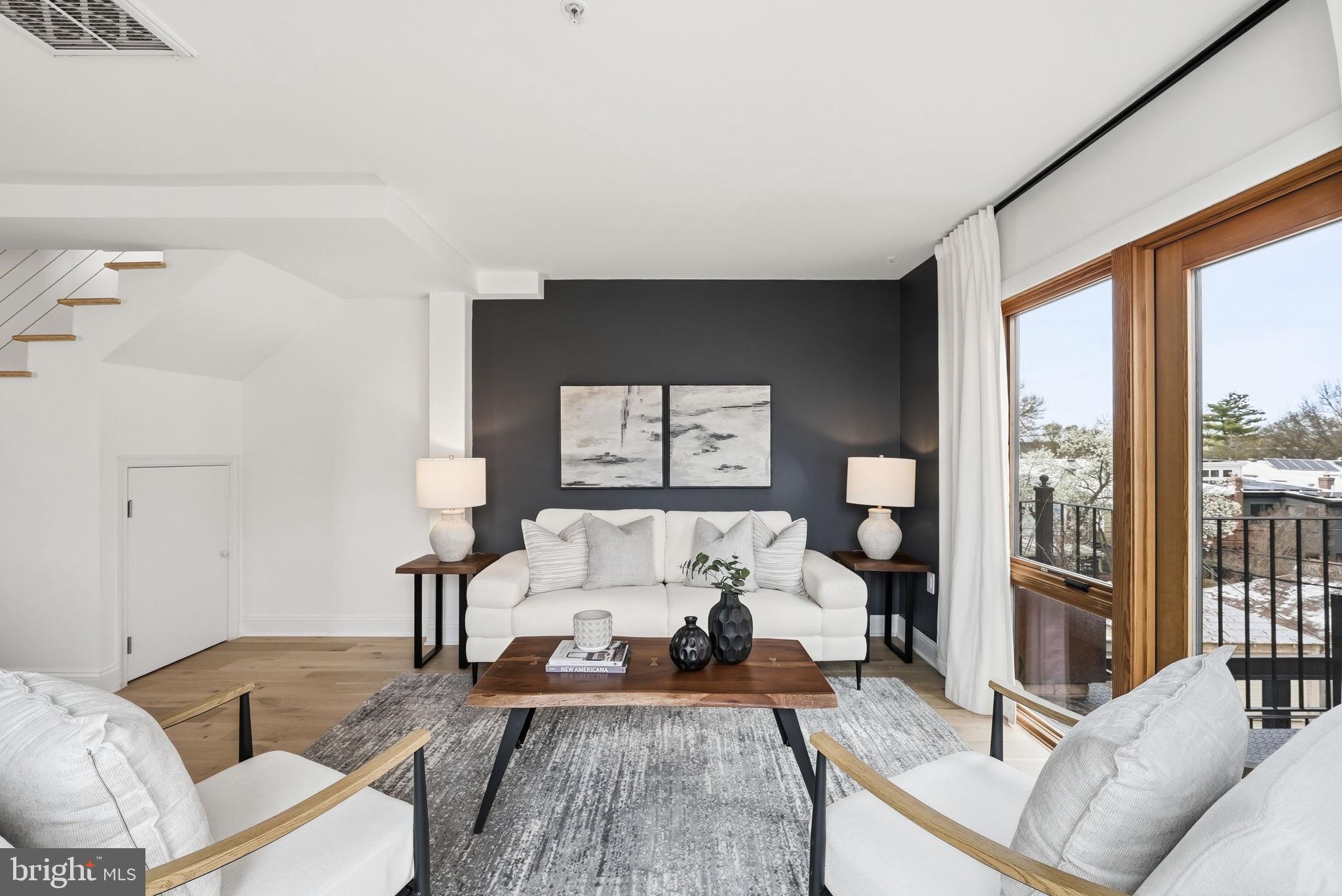 MOUNT PLEASANT - Residential