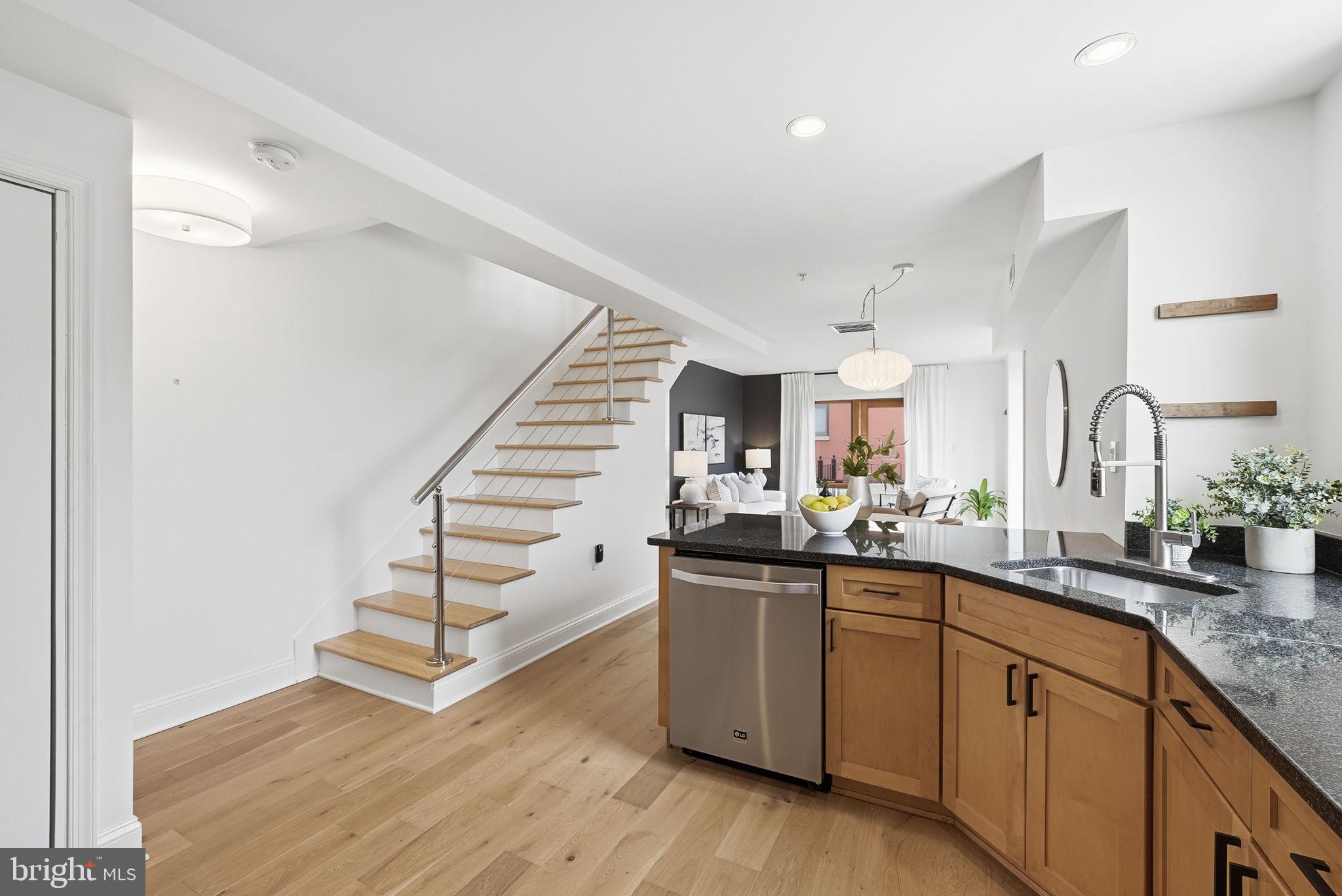 MOUNT PLEASANT - Residential