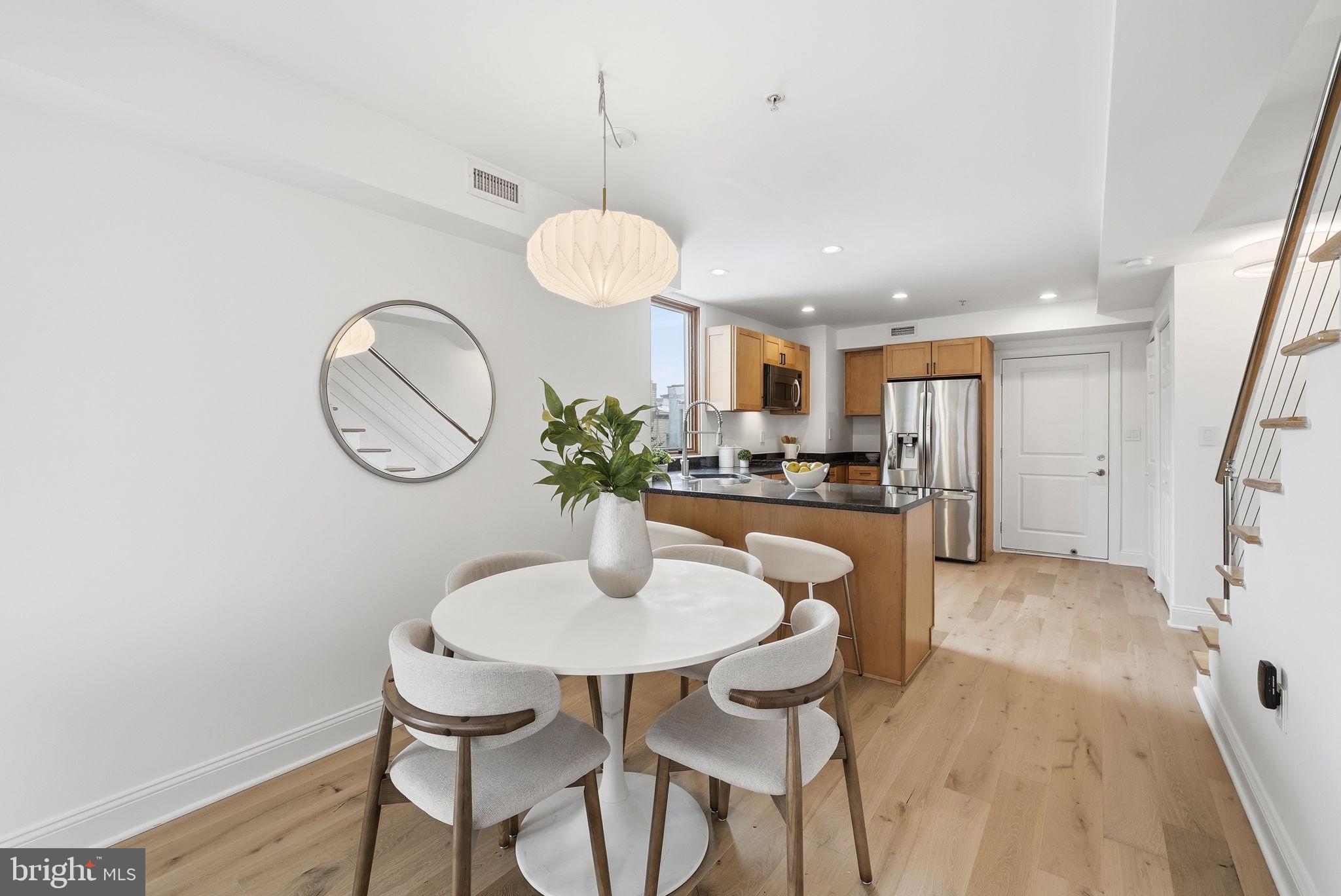 MOUNT PLEASANT - Residential
