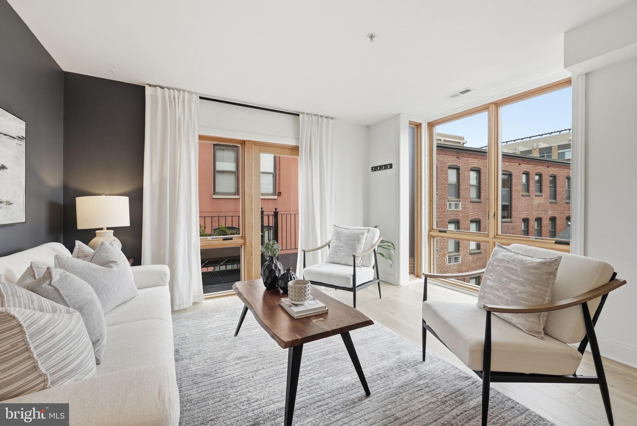 MOUNT PLEASANT - Residential