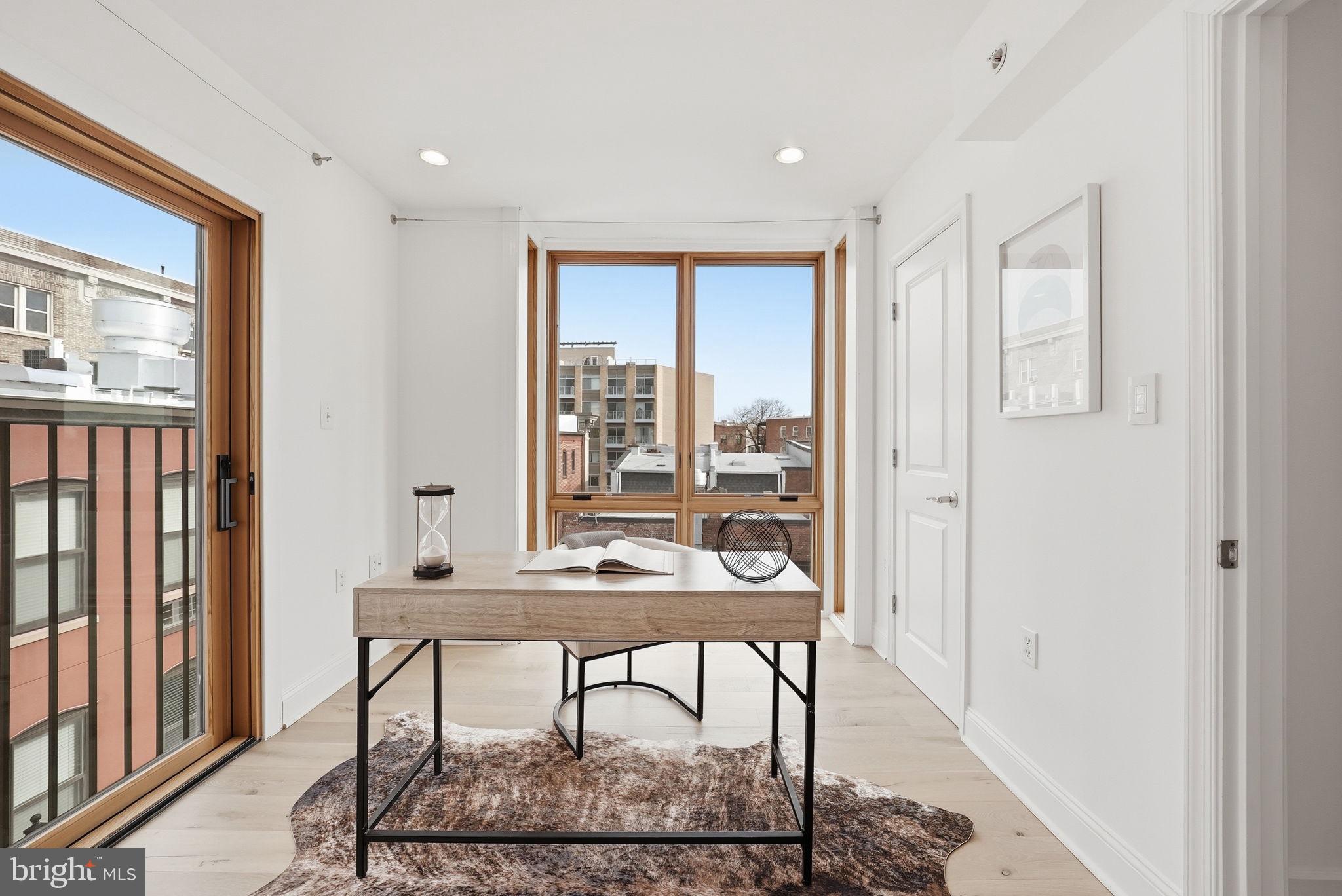 MOUNT PLEASANT - Residential