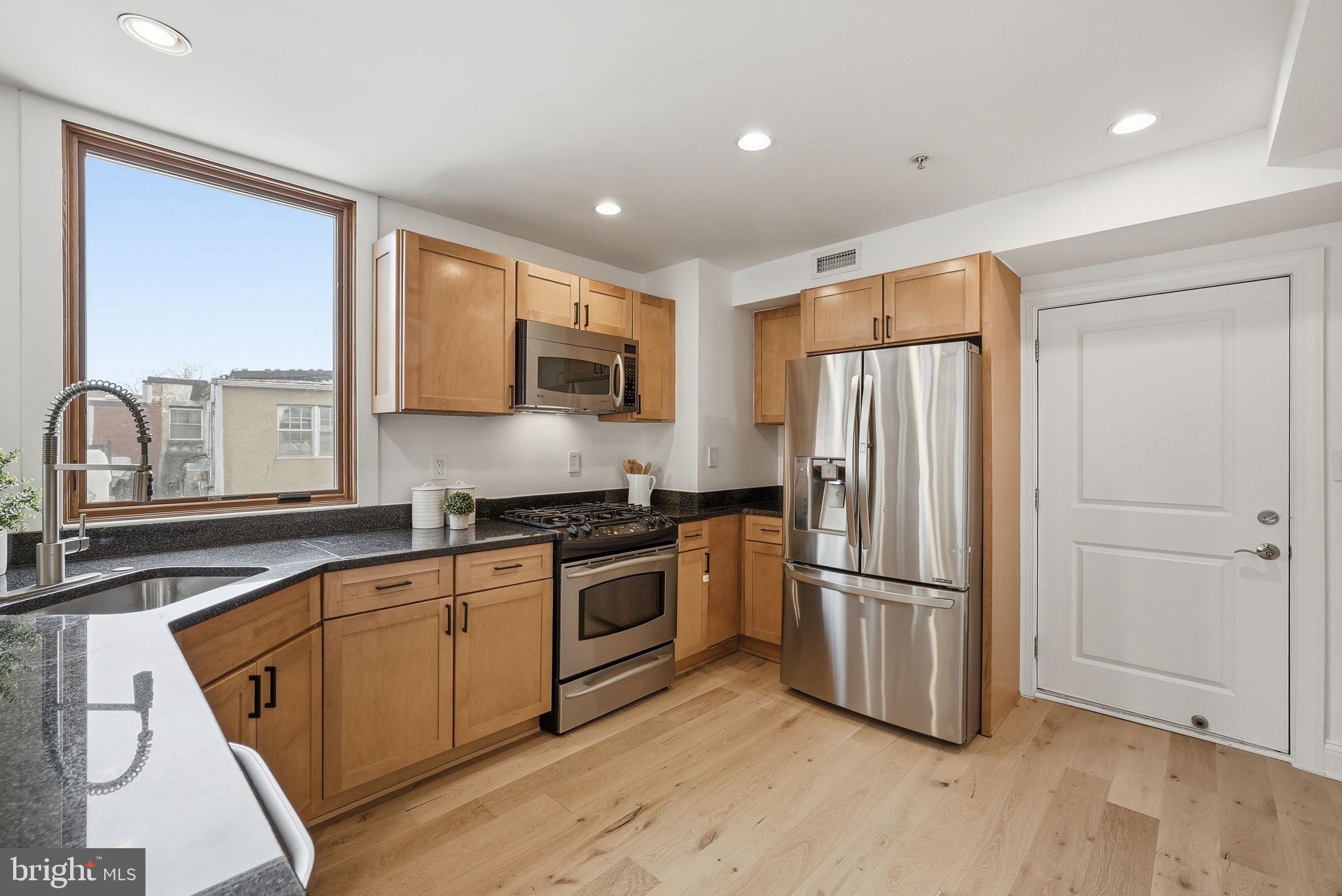 2713 ONTARIO ROAD NW 5