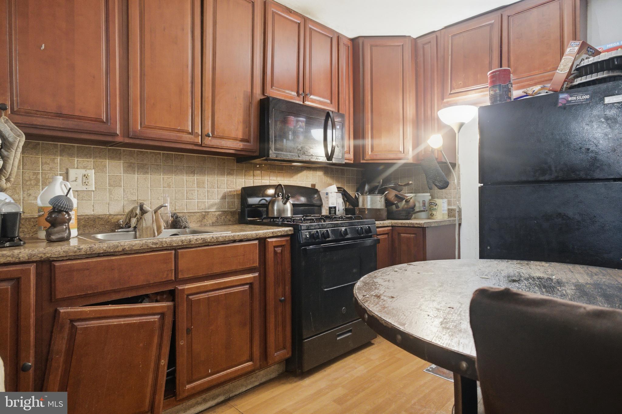 PARKSIDE - Residential