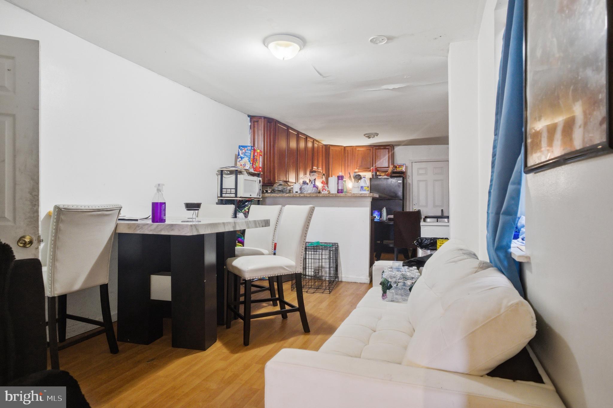 5153 W COLUMBIA AVENUE