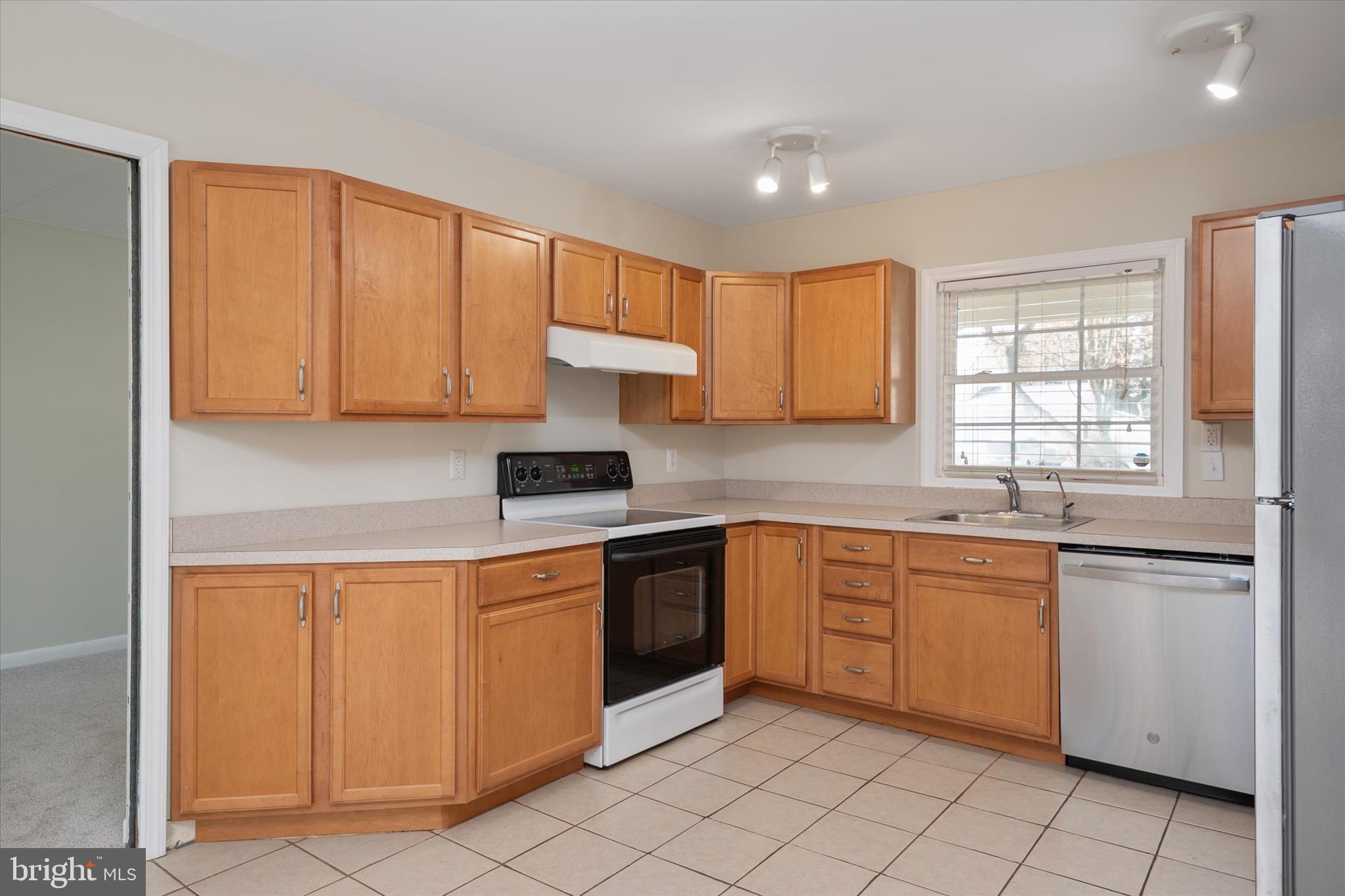 KENILWORTH AT BELAIR - Residential