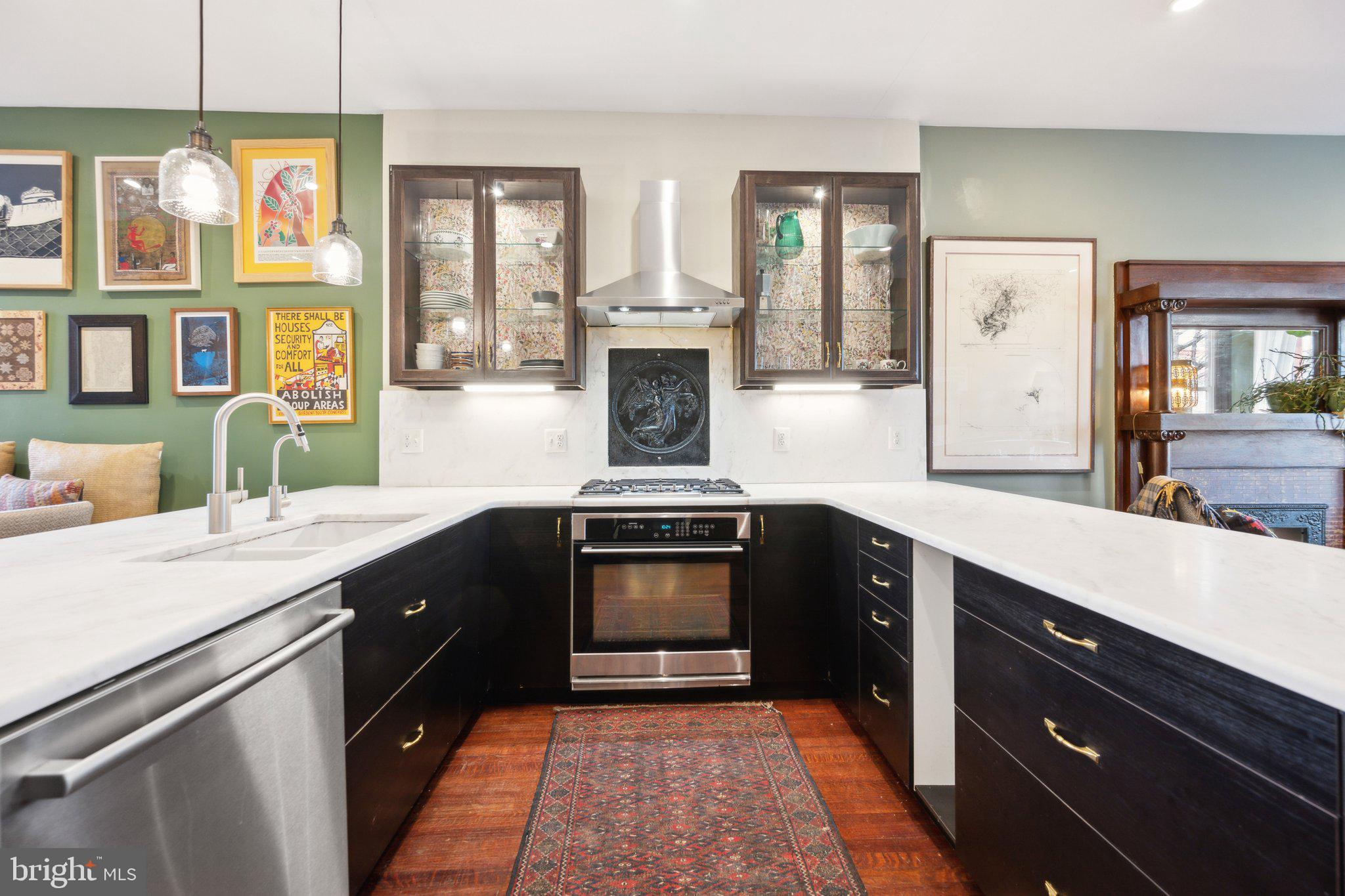 2033 NORTH CAPITOL STREET NE