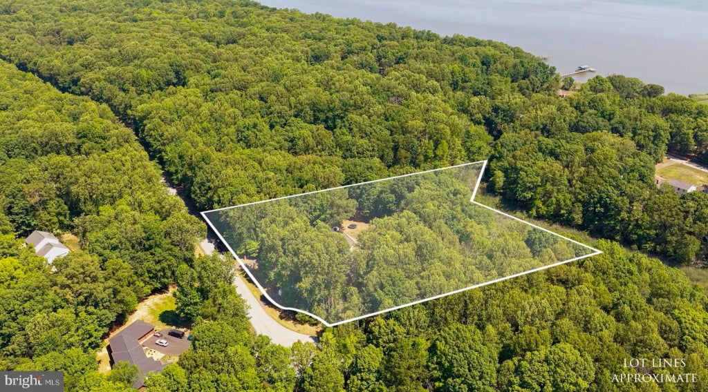 Photo of 2381 Nancy Lane, KING GEORGE, VA 22485 (MLS # VAKG2008186)