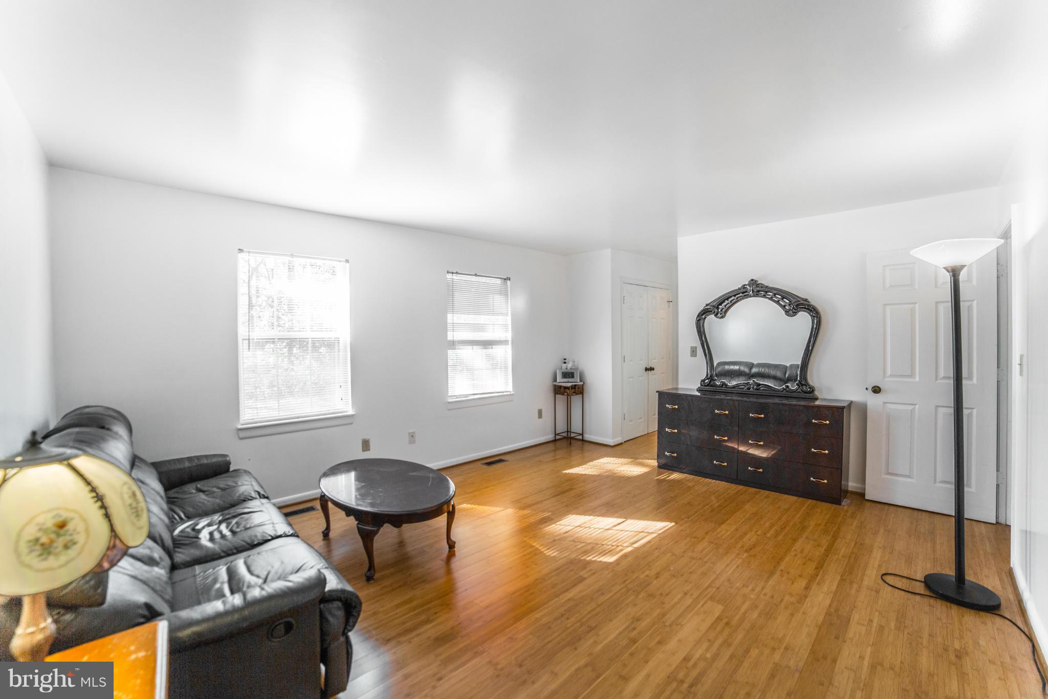 CARDINAL GLEN - Residential