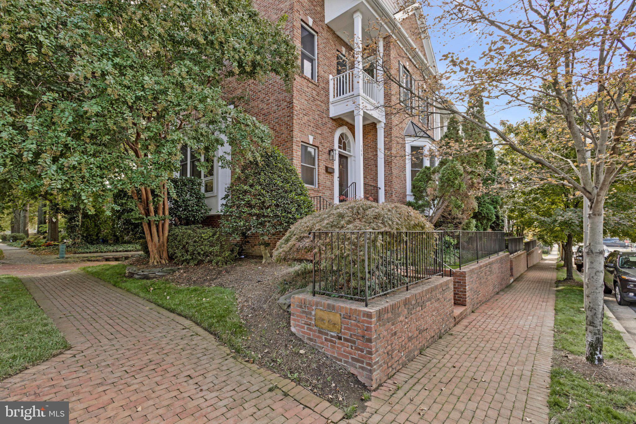 500 S FAYETTE STREET