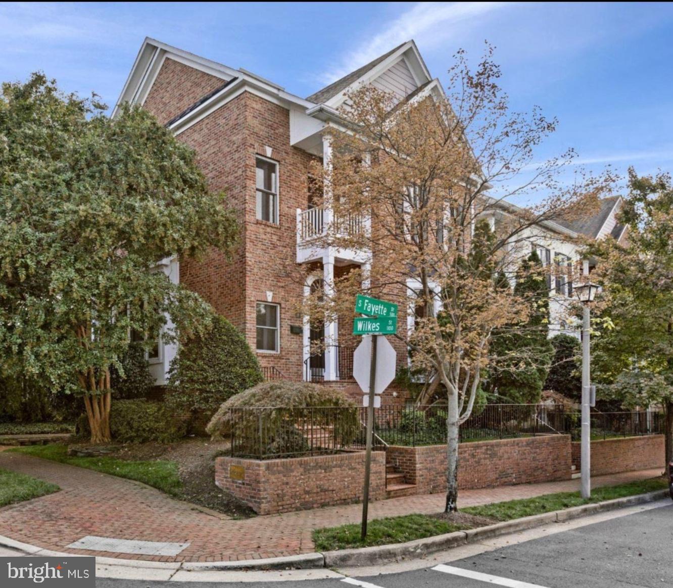 500 S FAYETTE STREET