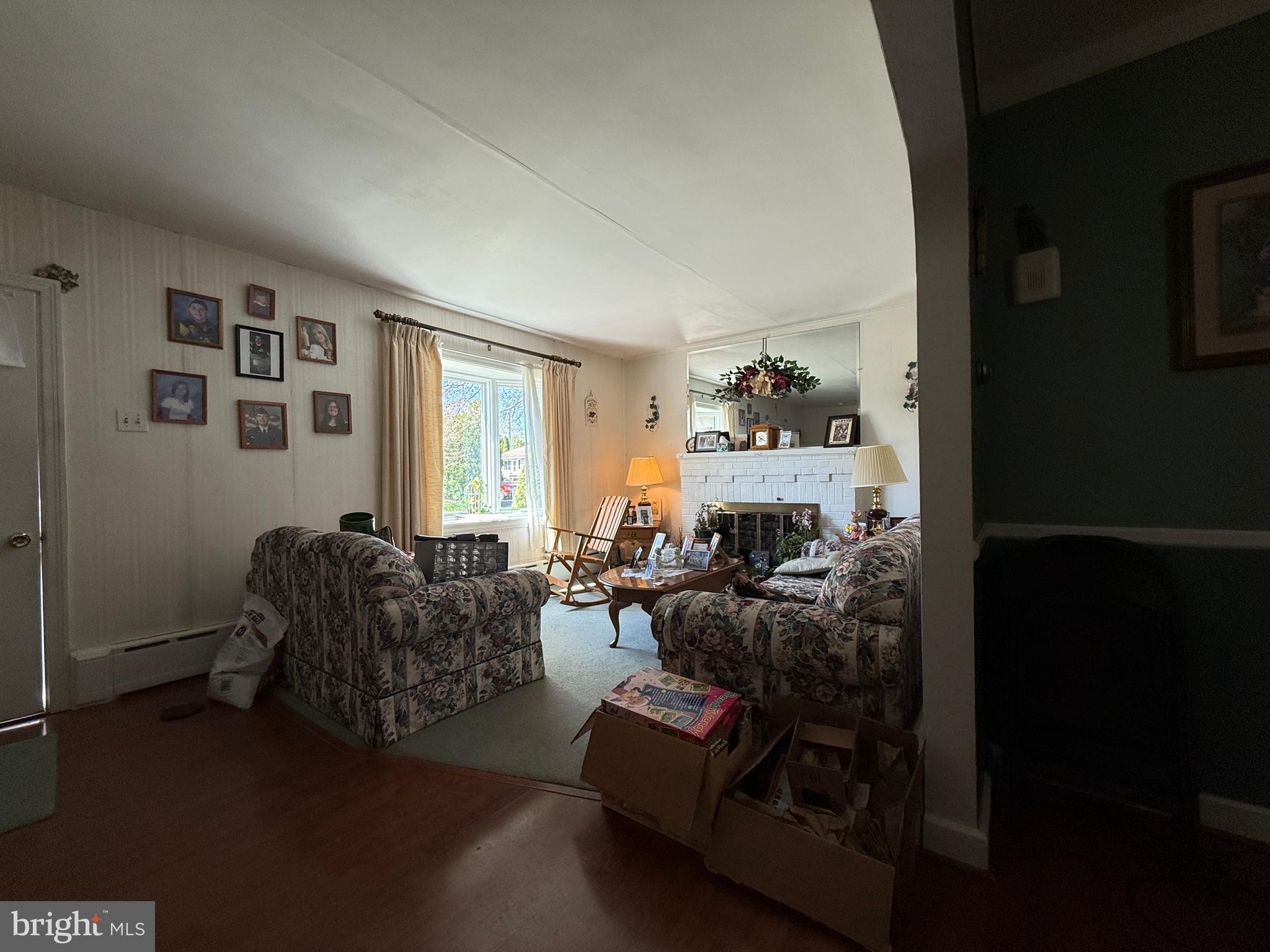 HOMETOWN - Residential