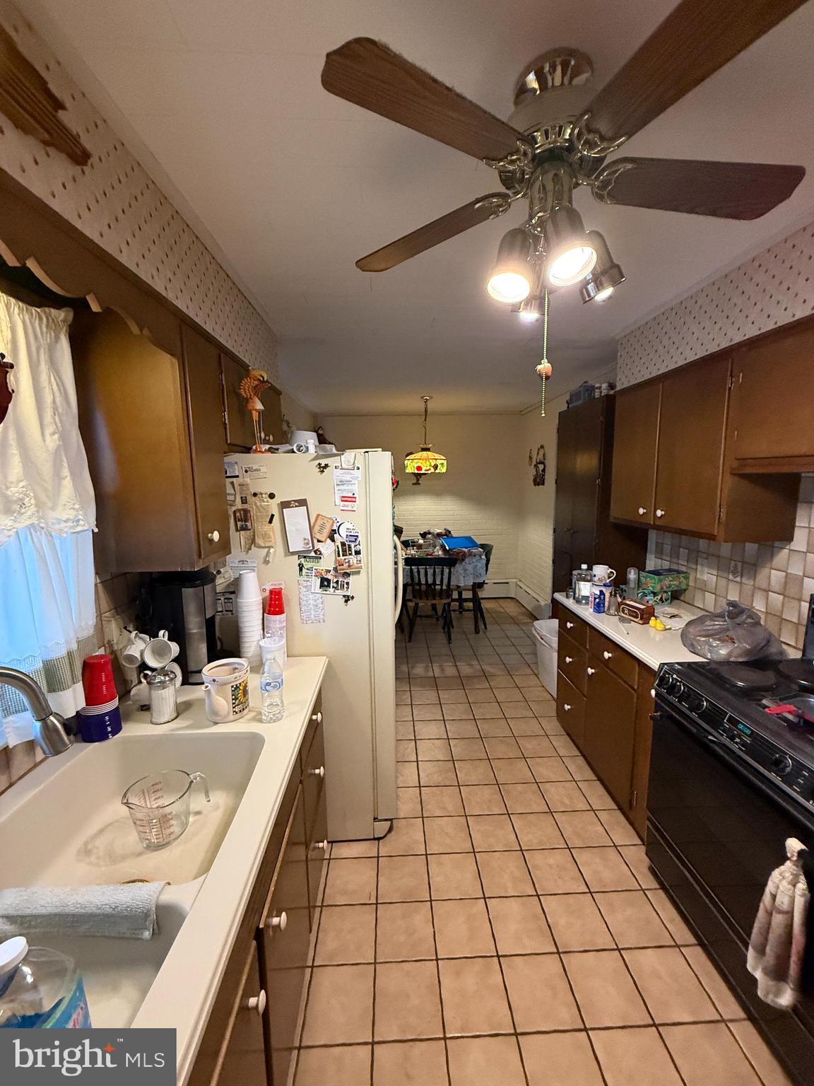 HOMETOWN - Residential